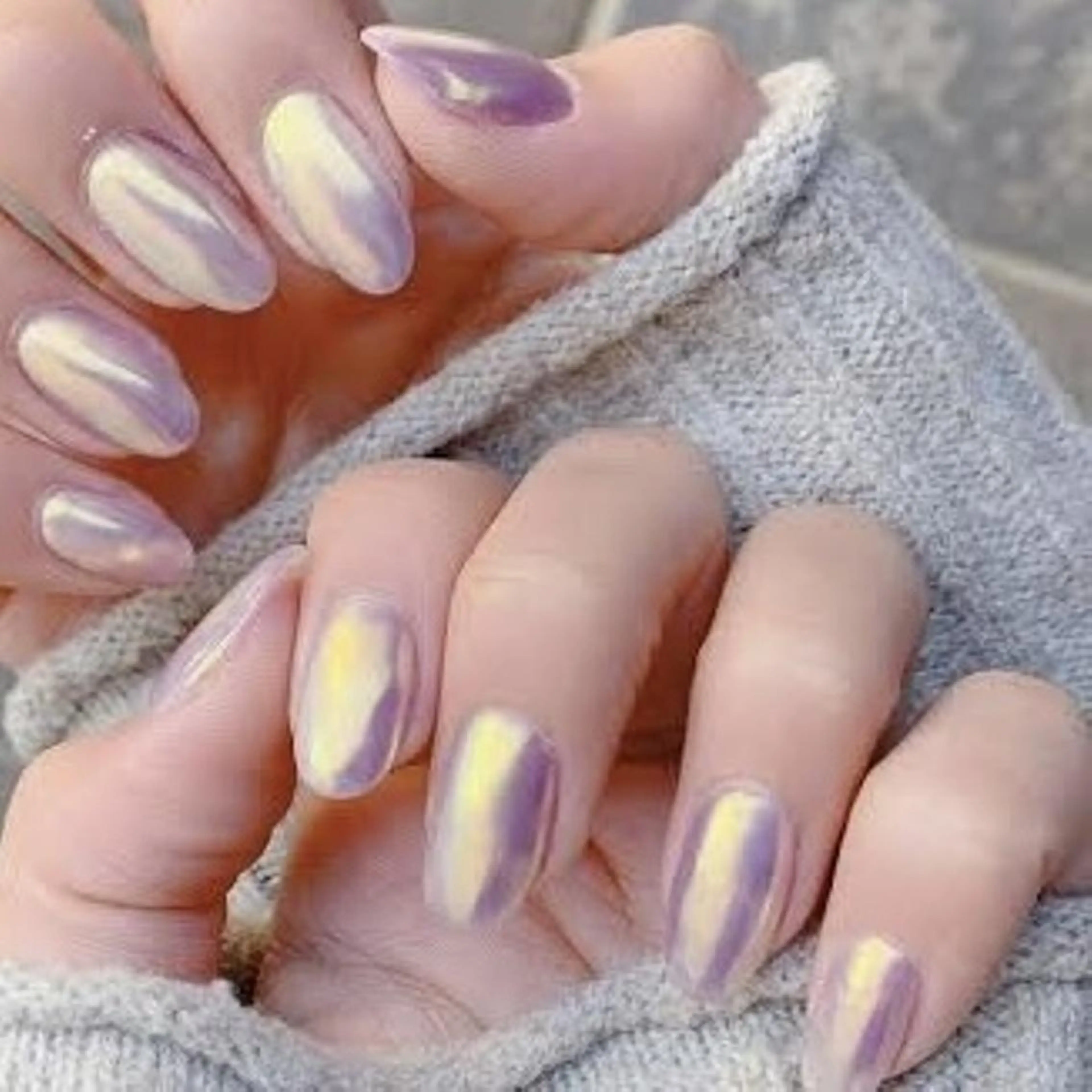 ★オーロラネイル【ワンカラー+透け感ミラ】 5400円(ソフトジェルオフ無料)の写真