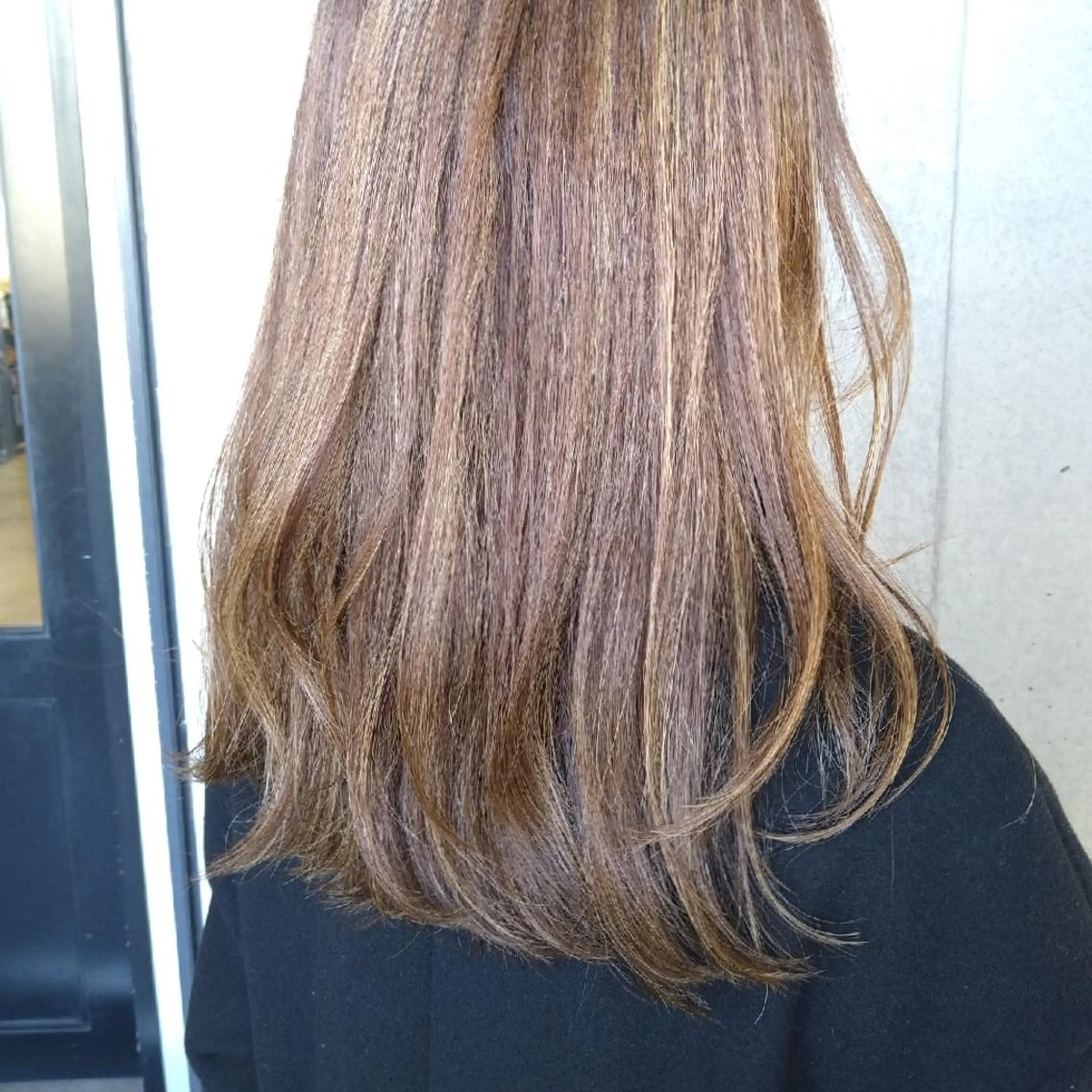 ミディアム レイヤーカット ducca所属・ducca/ kariyaのヘアスタイル