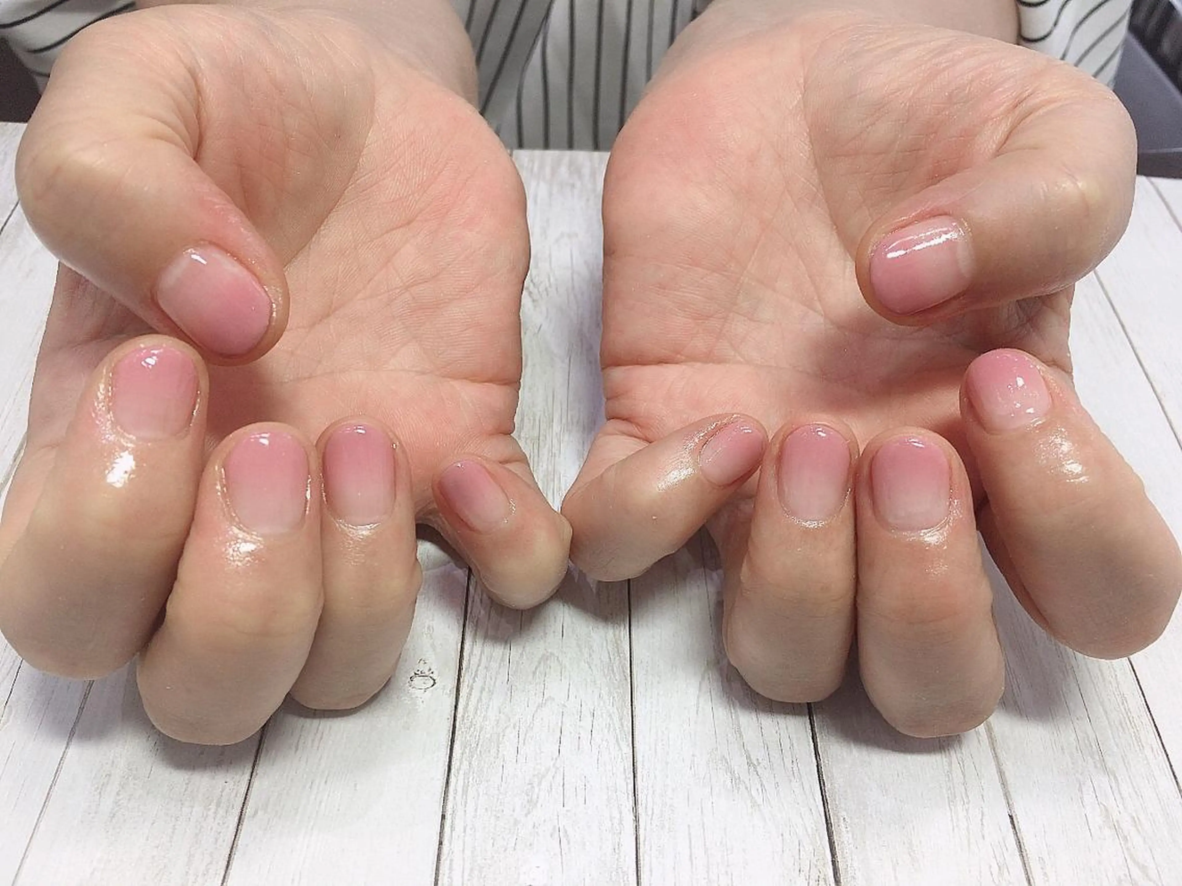 ネイル グラデーション BETTISH. KUMIKO☺︎︎のネイルデザイン