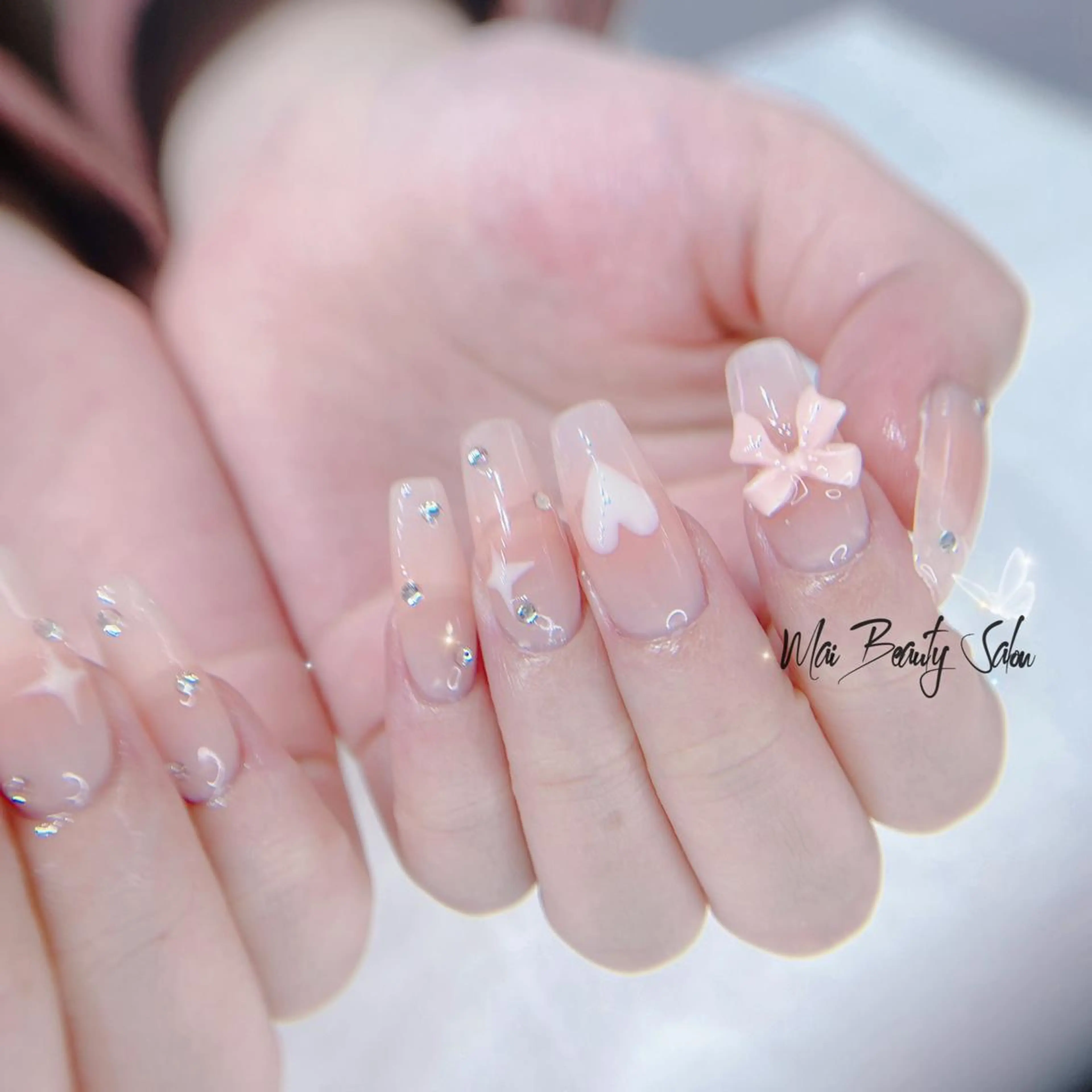 ネイル オーロラネイル 長さ出し フラッシュネイル フレンチネイル ジェルネイル MaiBeauty DanHiのネイルデザイン