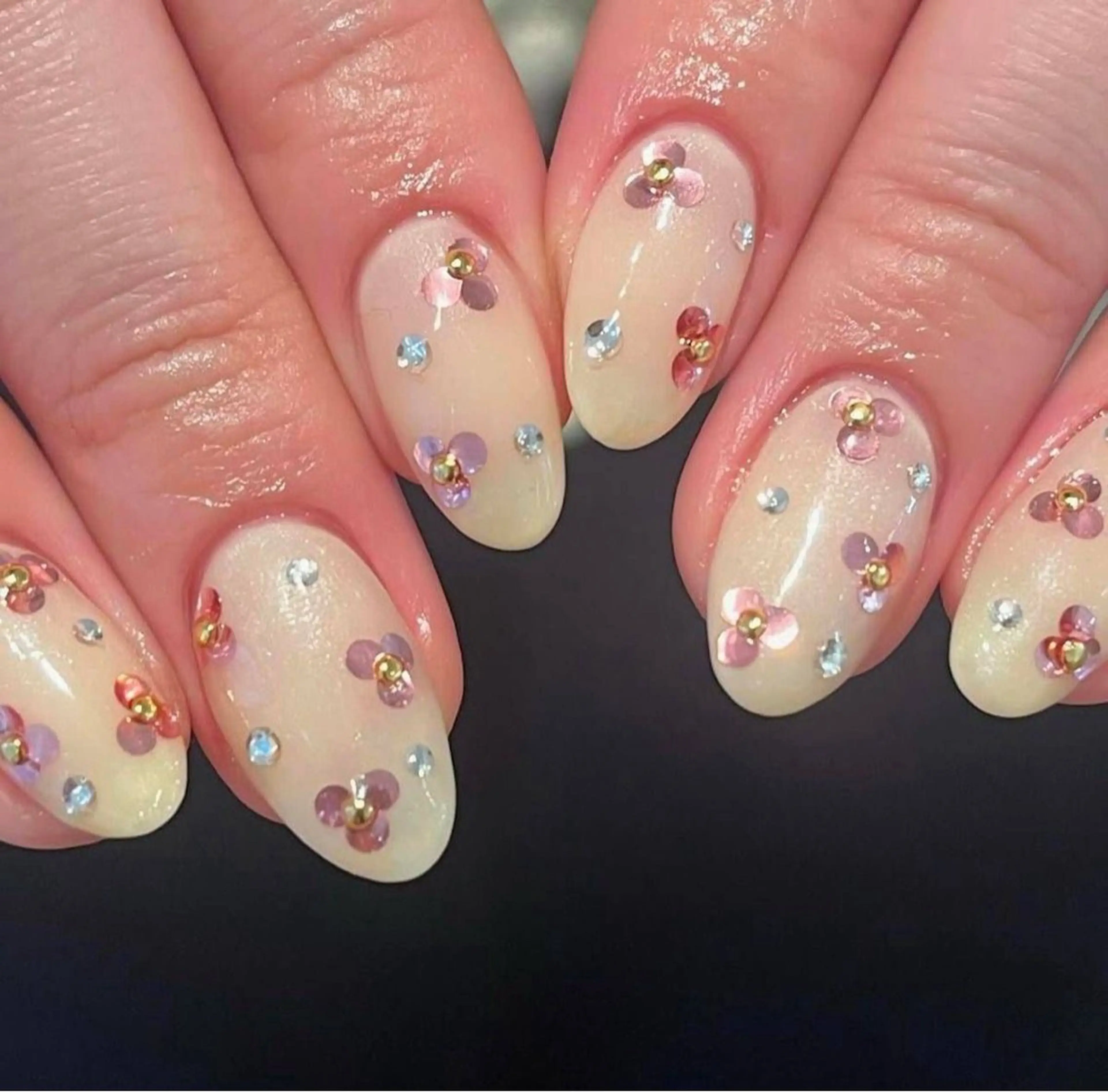 ネイル 韓国ネイル 持ち込み ニュアンスネイル ネイルチップ 冬ネイル RINN ANA.CHUOのネイルデザイン