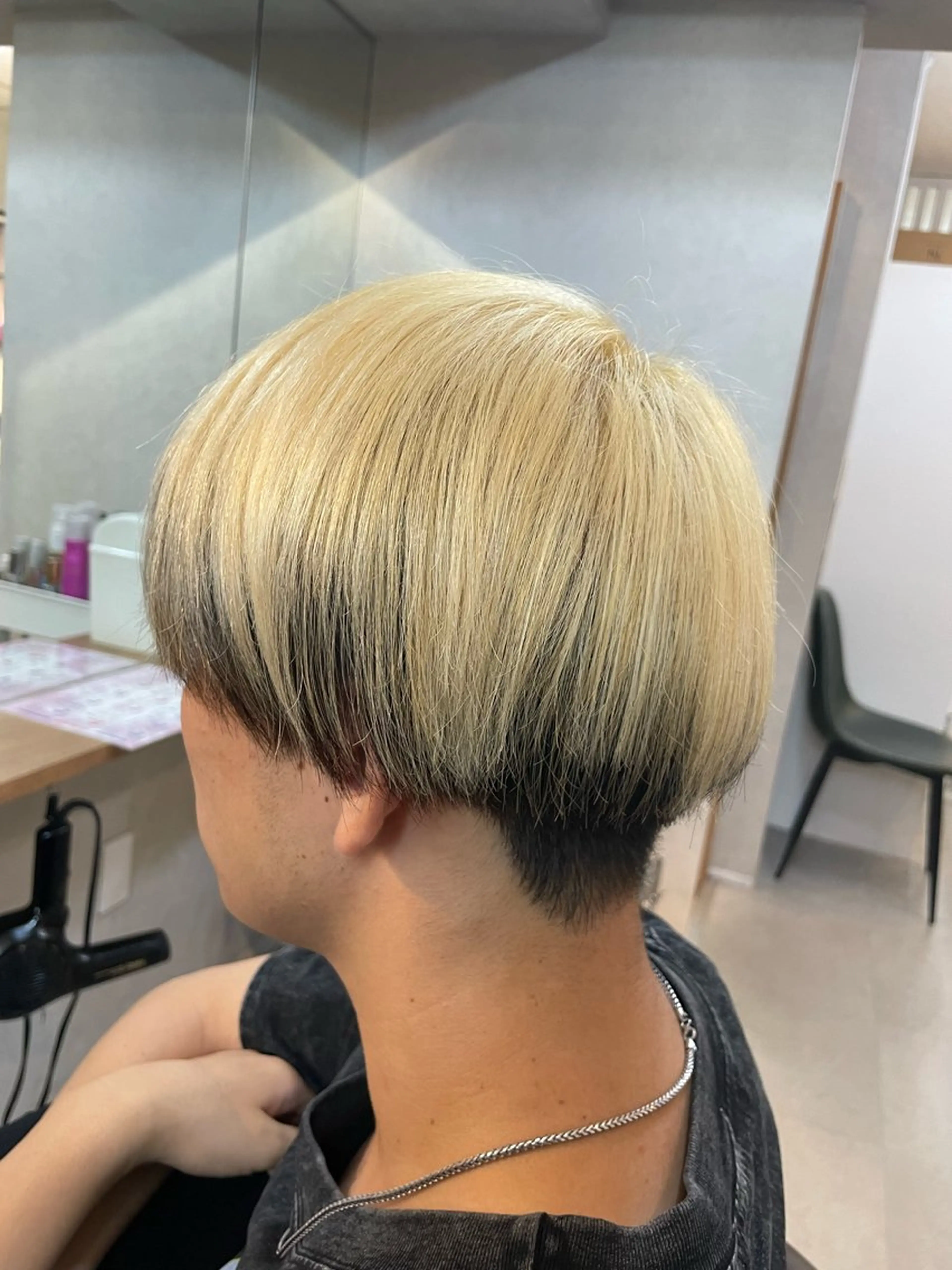 ショート カラー メンズ トレンド透明感カラー ☘️大貫 昂涼🐹のヘアスタイル