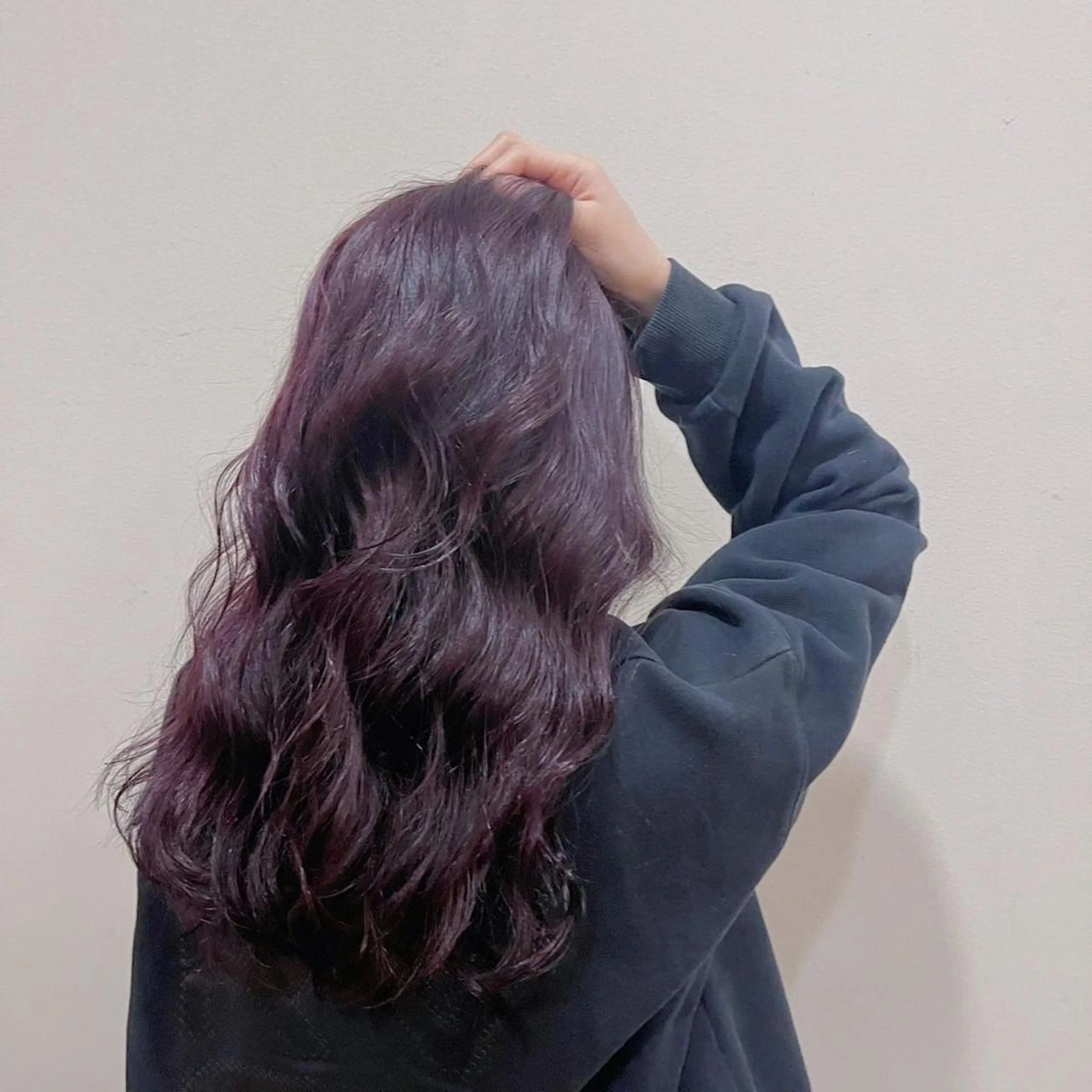 ロング 🫧ペール系カラー /デザイン秀喜🫧のヘアスタイル