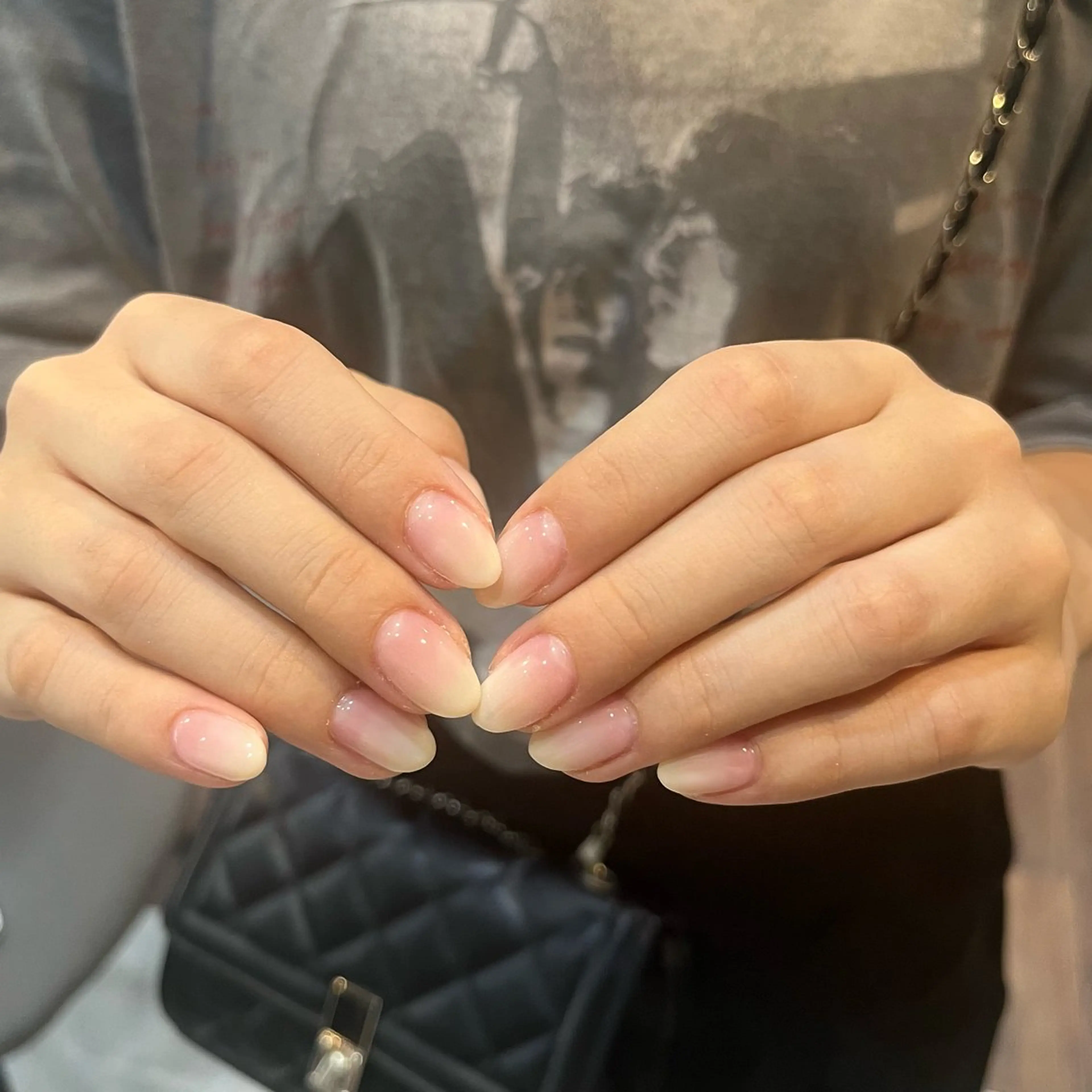 ネイル ibelu 神戸三宮店所属・藤本 七瀬のネイルデザイン