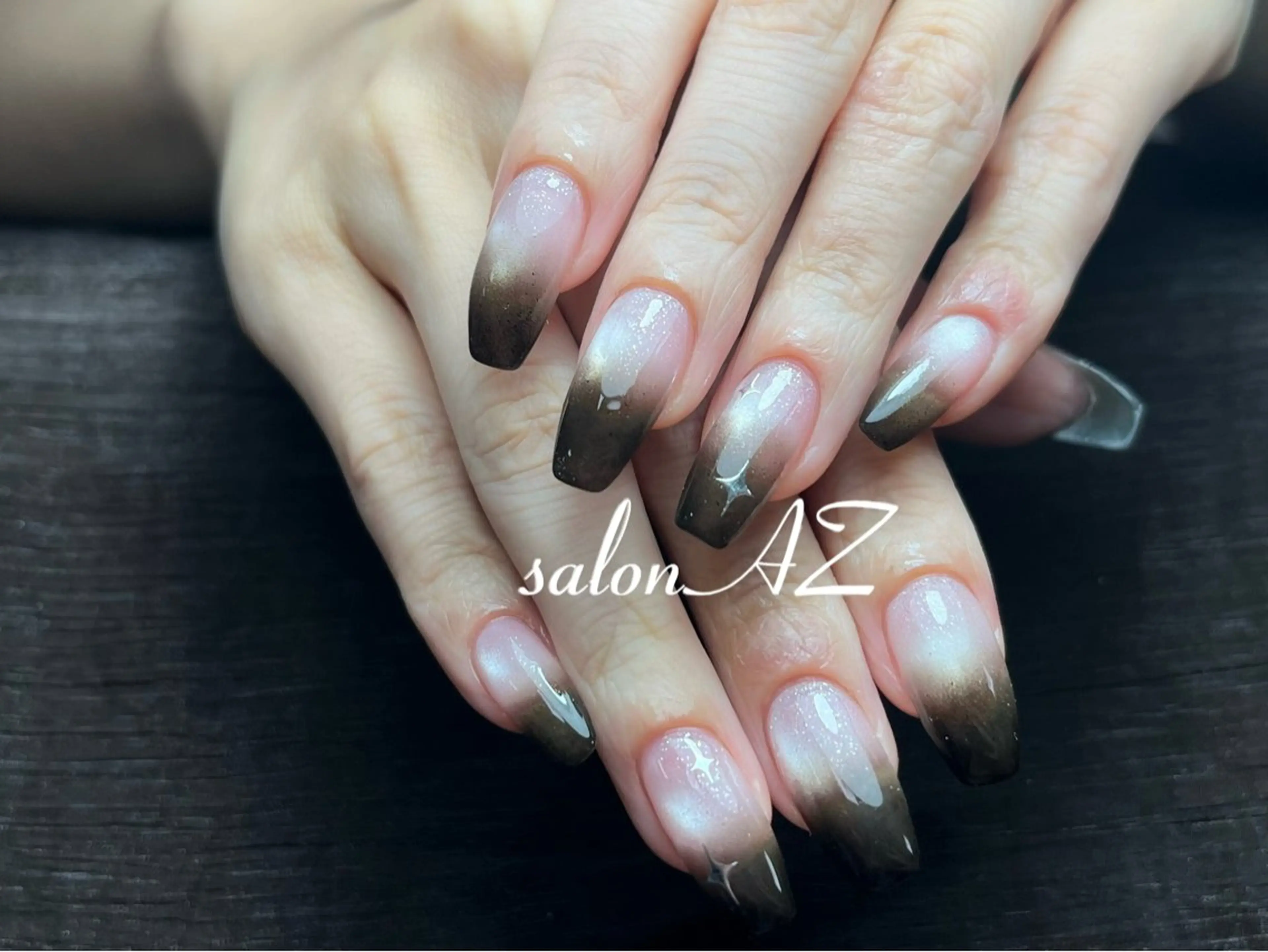 ネイル アートネイル 長さ出し フットネイル フレンチネイル ジェルネイル ハンドネイル salon AZのネイルデザイン