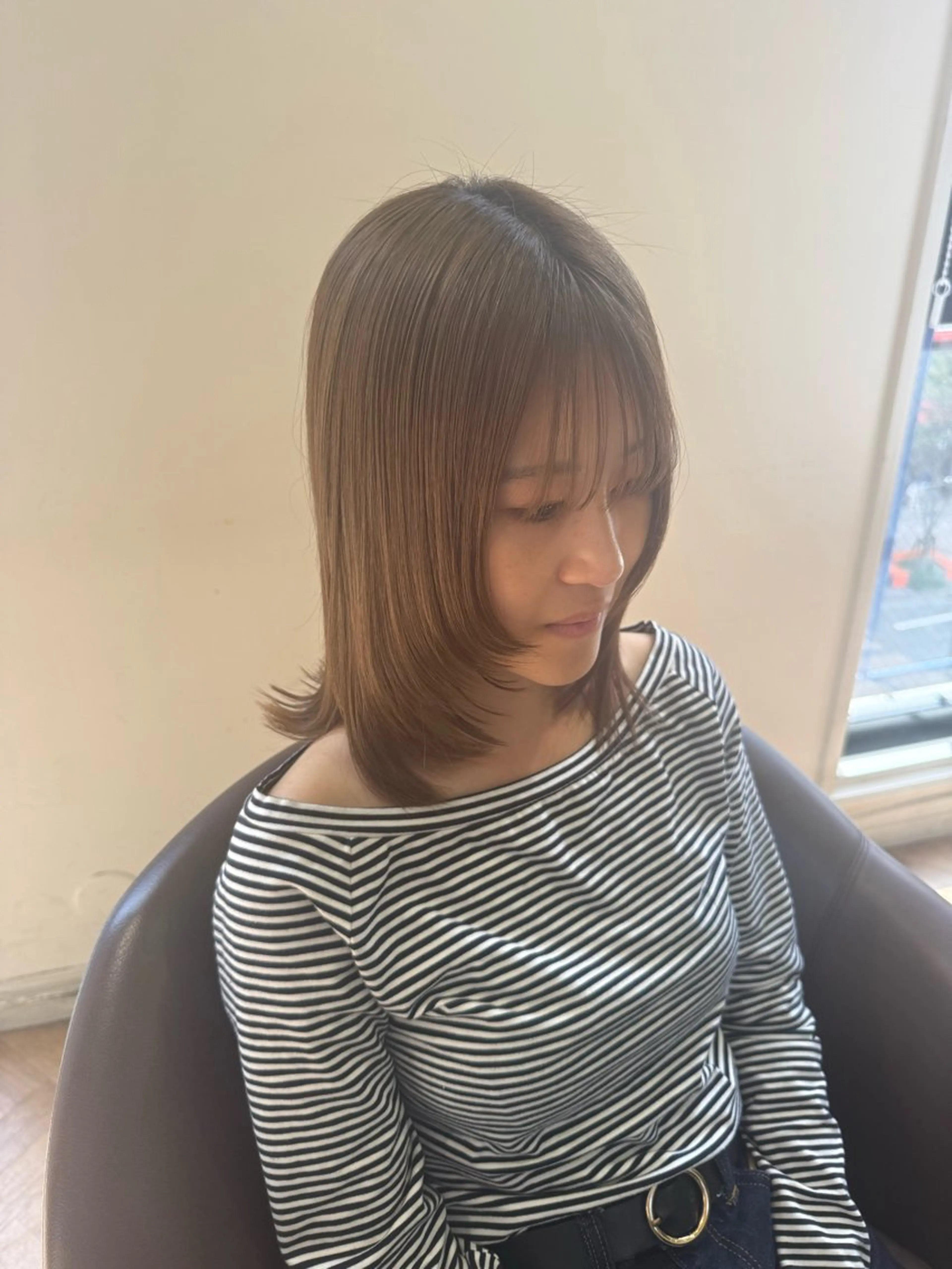 ミディアム レイヤーカット 溝口 槙里也のヘアスタイル