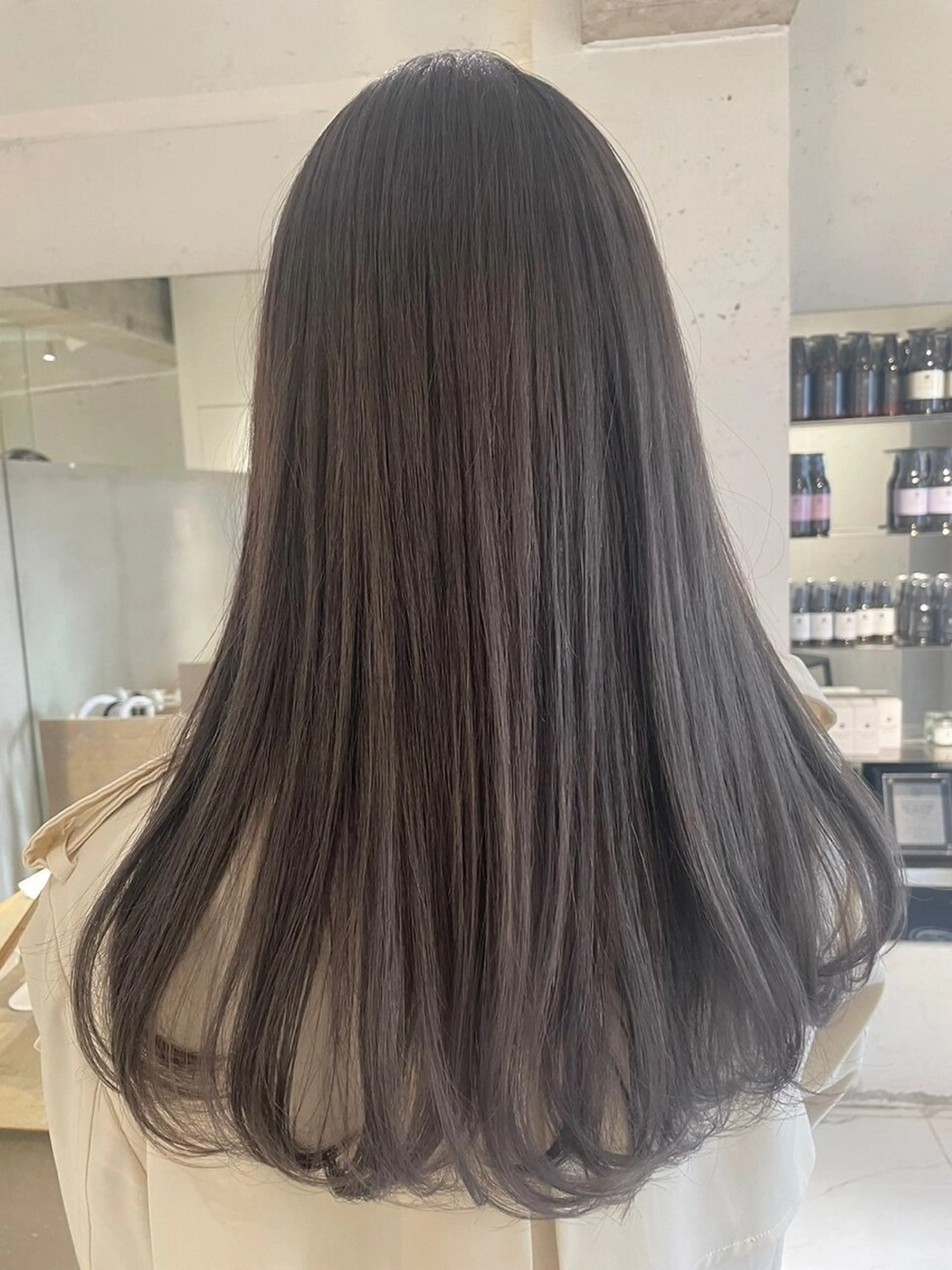 ロング カラー ブリーチ 透明感カラー グレージュ ヘアカラー トリートメント ヘッドスパ ヘアセット くすみカラー/メンズ ‎/縮毛/川添桃花‎のヘアスタイル