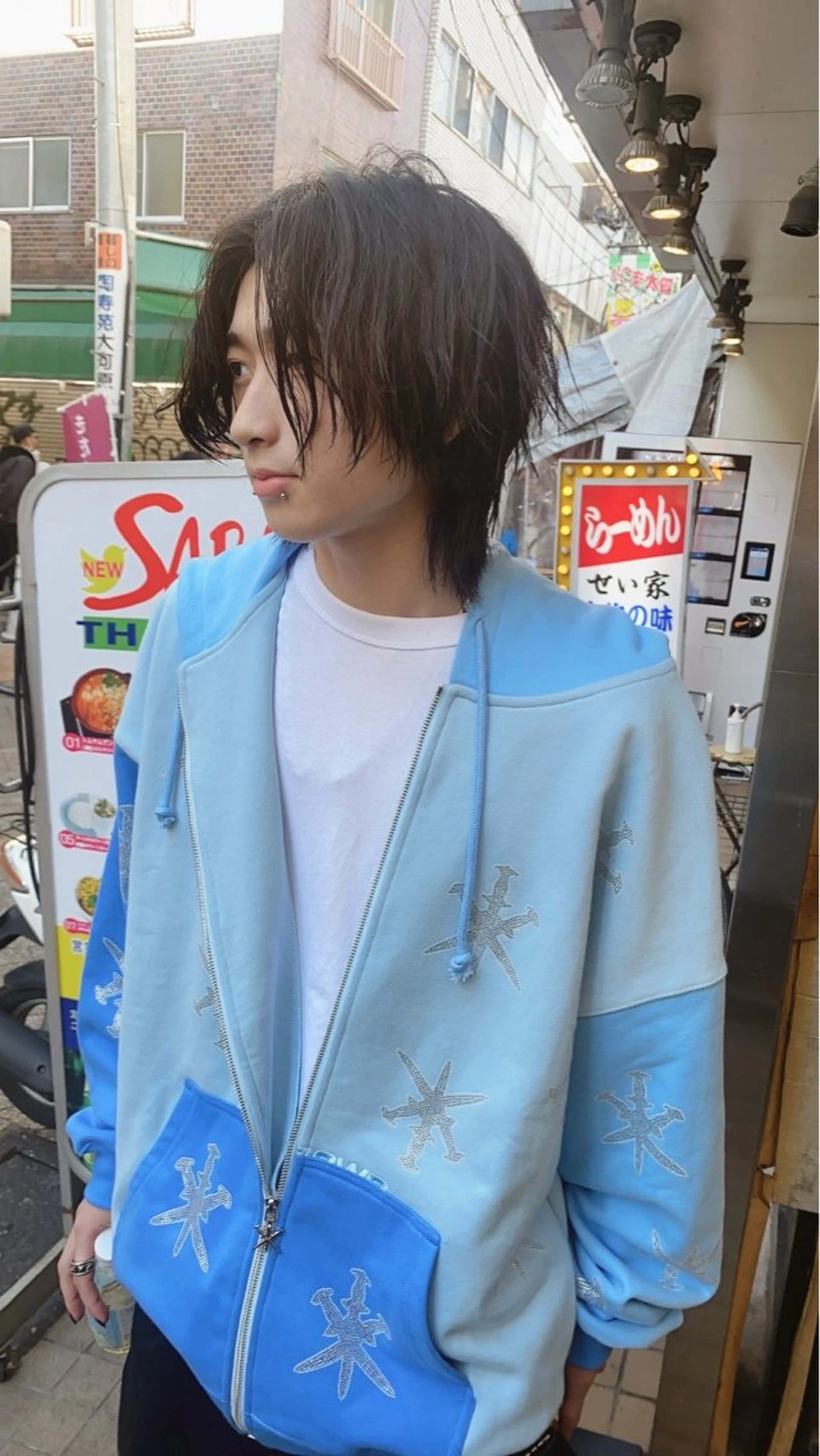 メンズ センターパート メンズウルフカット ウルフカット ニュアンス/フェザー /ウルフ/伶馬のヘアスタイル