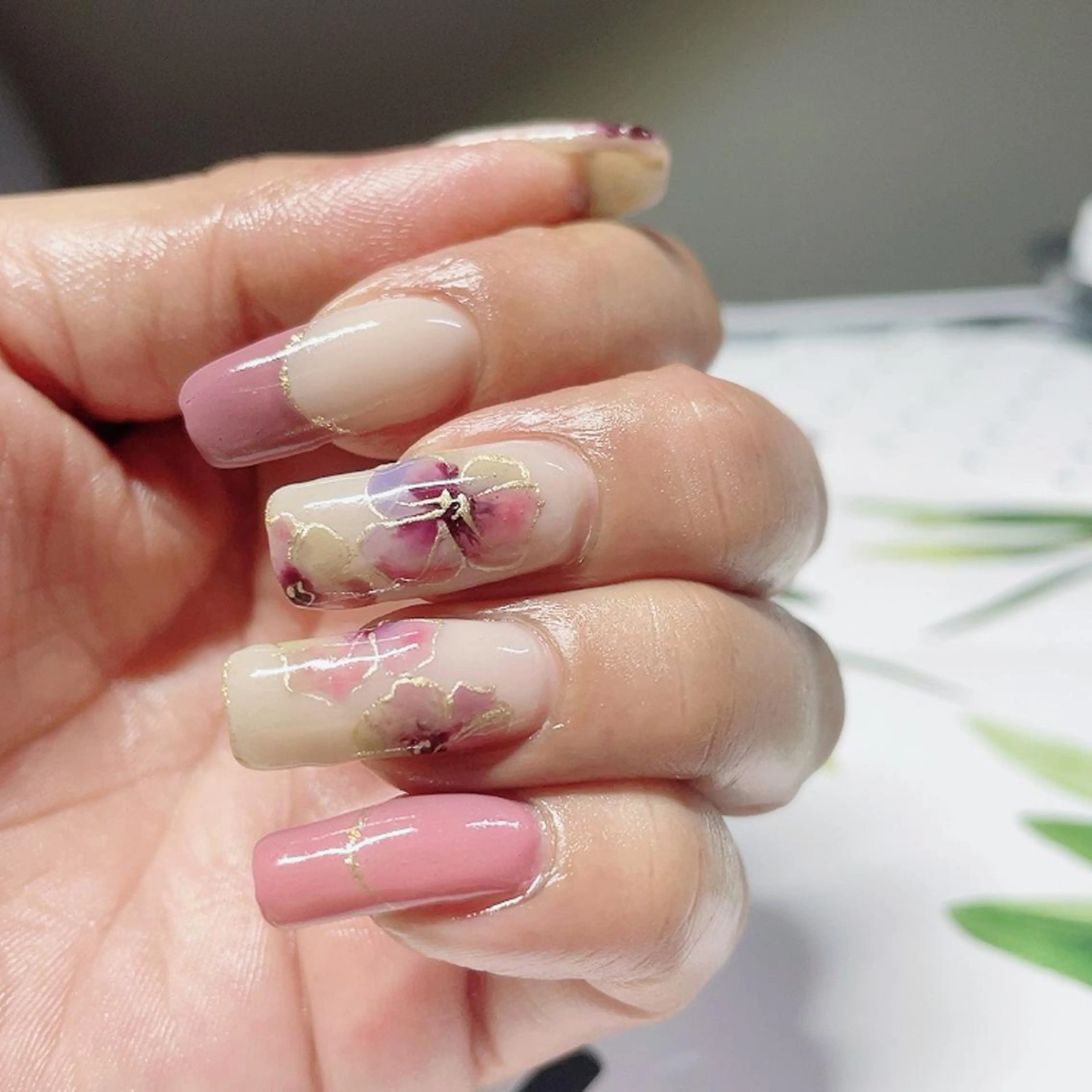 ネイル 奥園 良恵のネイルデザイン