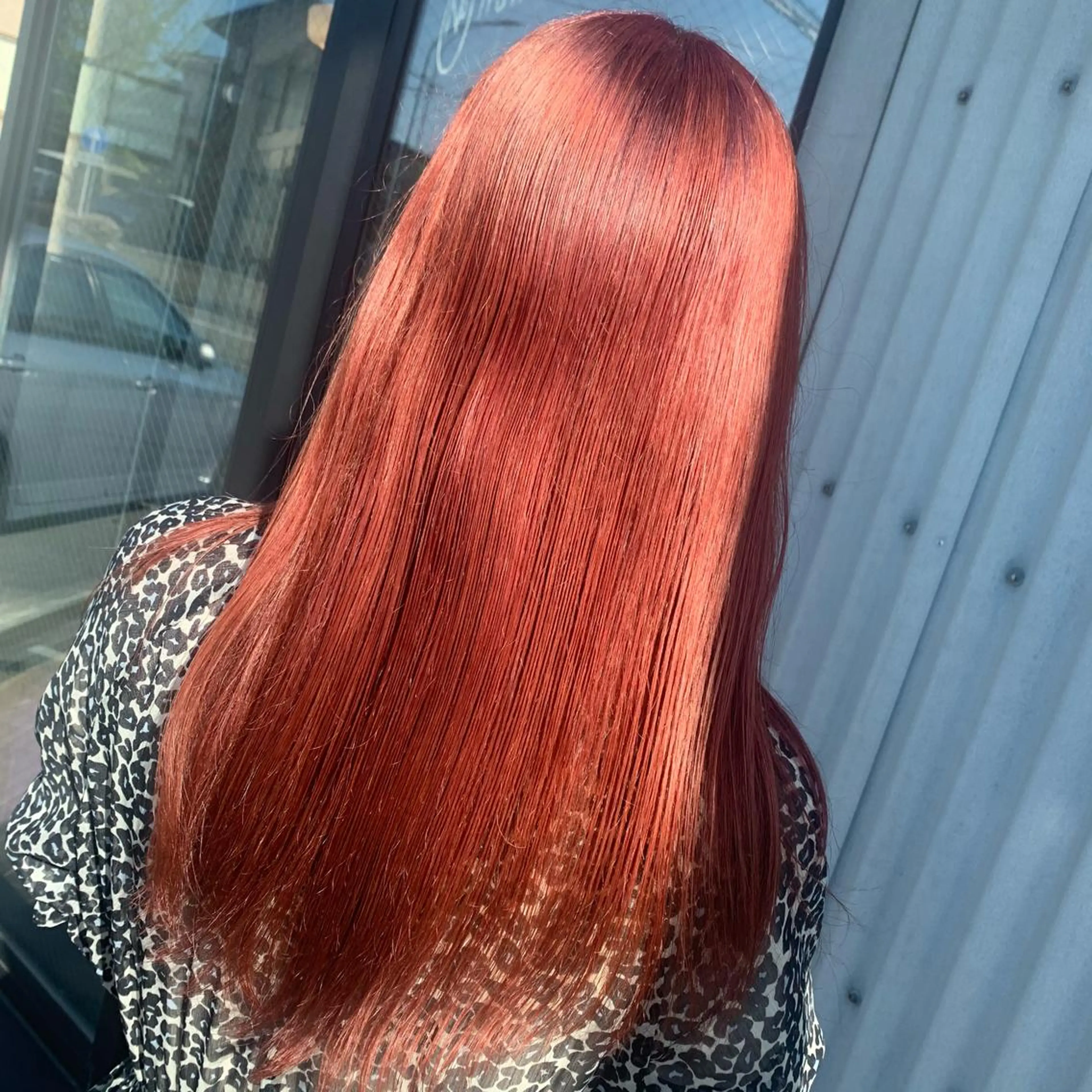 ロング カラー newi TATSUのヘアスタイル