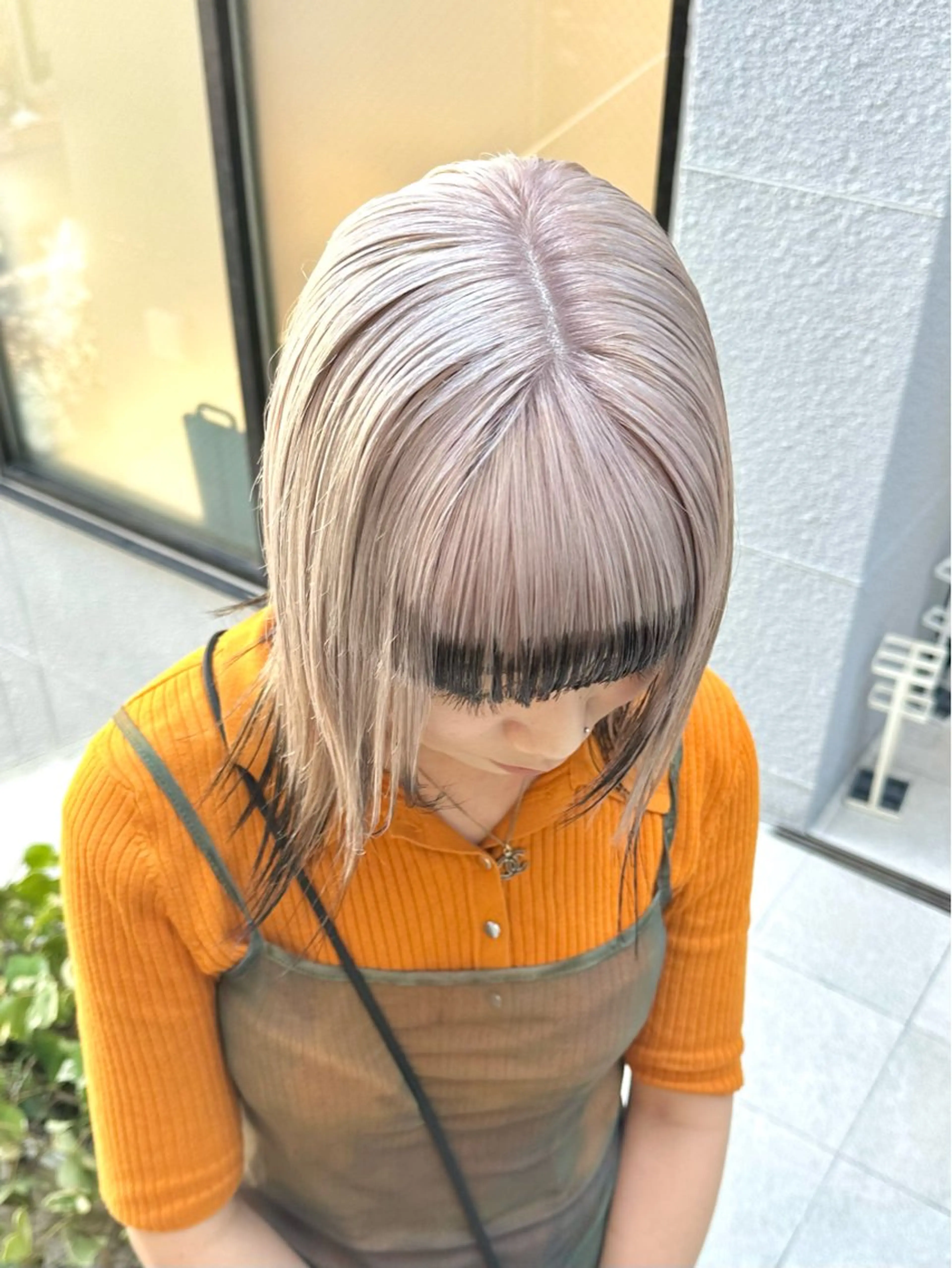 ミディアム カラー 抜きっぱなしブロンド ササキカズマのヘアスタイル