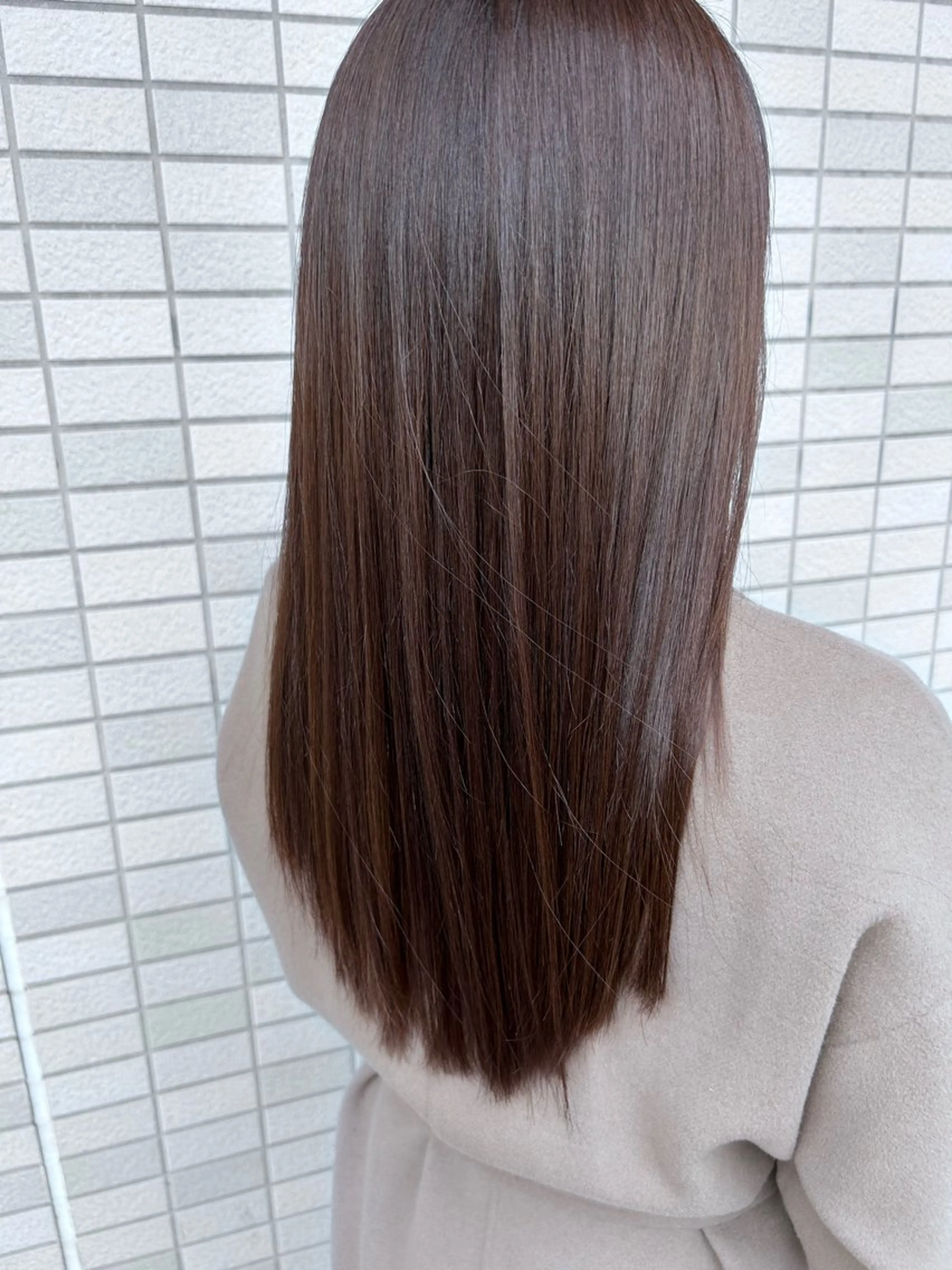 【お手入れ簡単♪】カット+ツヤ髪縮毛矯正+うる艶トリートメントの写真