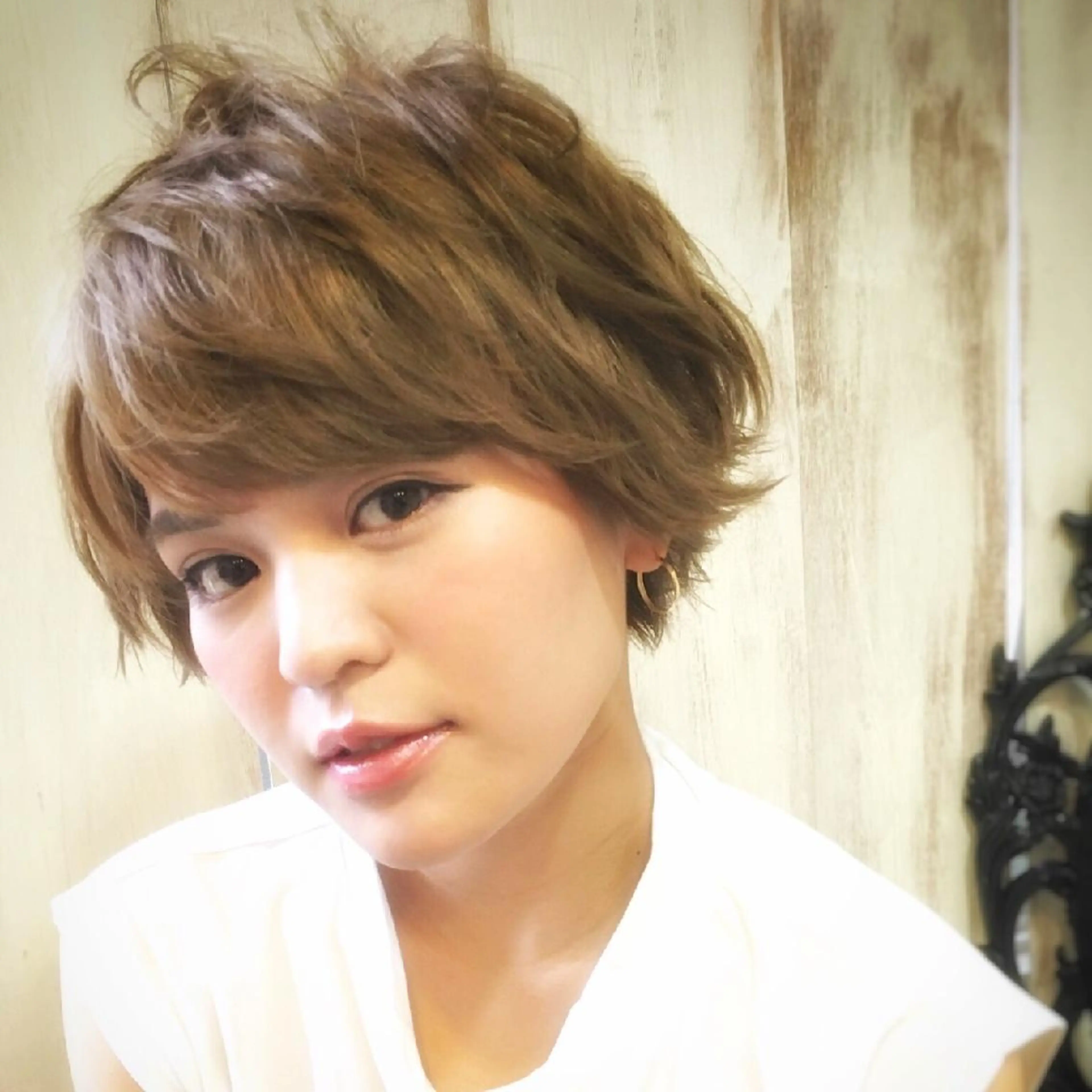 ショート カラー カット トリートメント AnFye une qatllのヘアスタイル