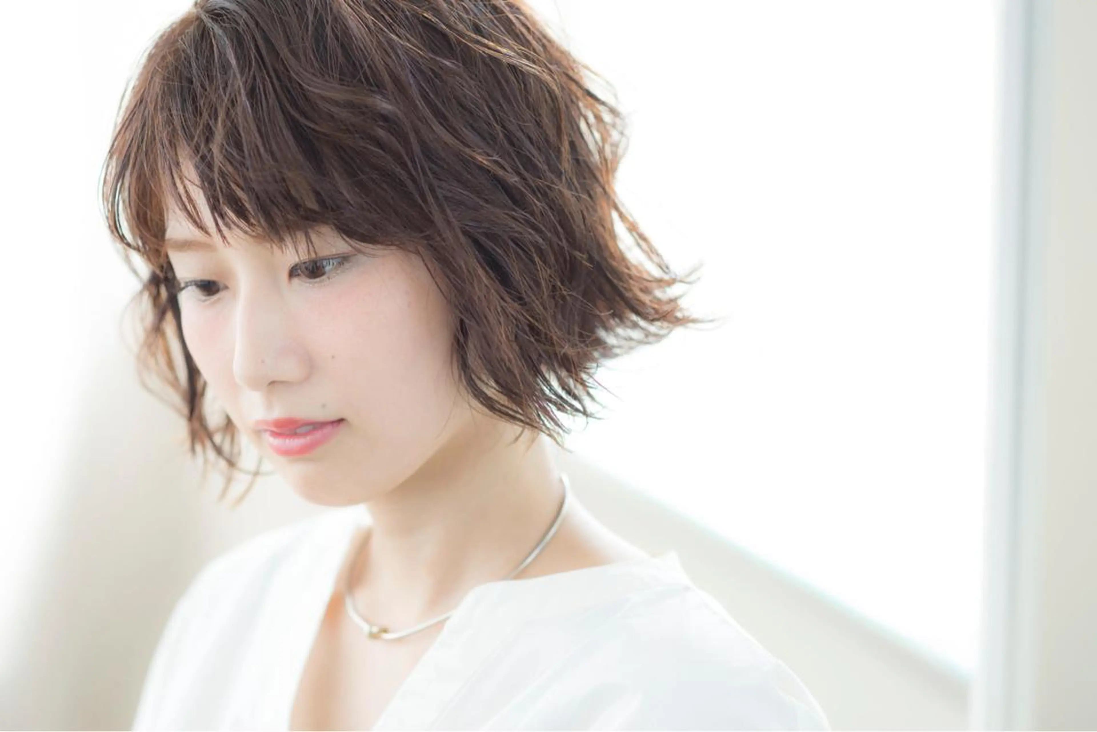 ショート カラー パーマ ボブ 外ハネヘア Graph. （グラフ）立川🪽✨のヘアスタイル