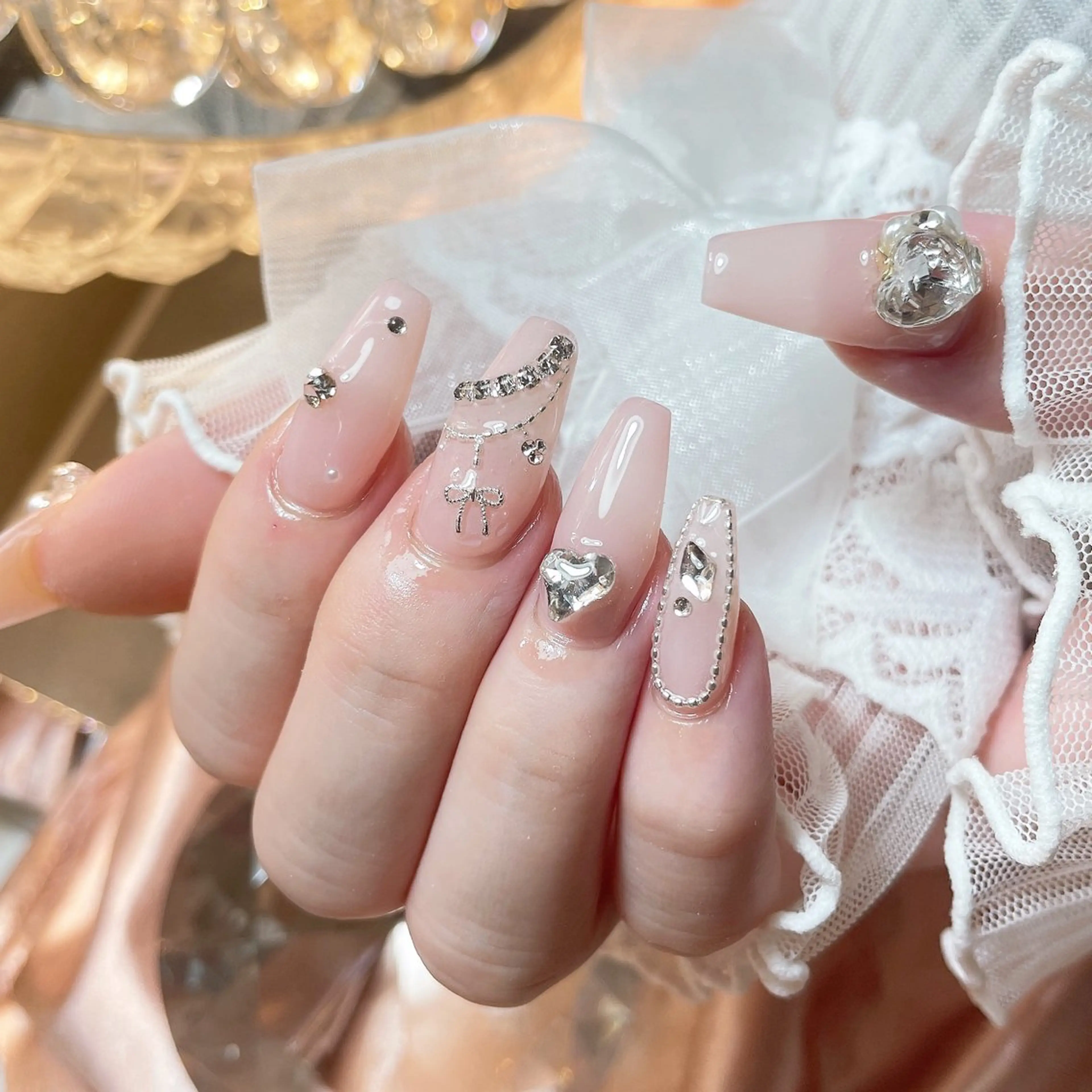 ネイル 23時まで❤︎韓国、 ワンホンネイルのネイルデザイン