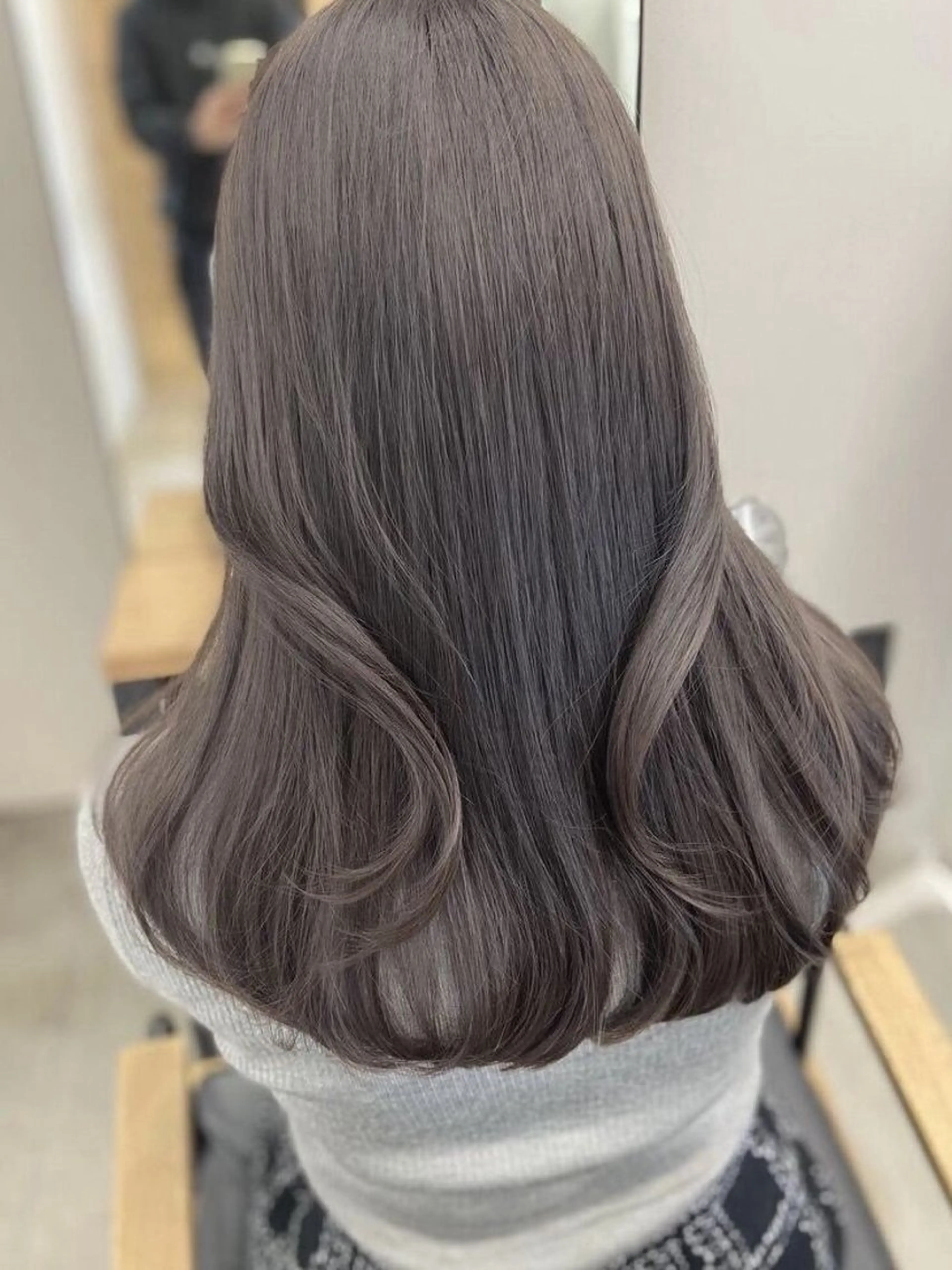 ロング カラー ブリーチ ケアブリーチ ダブルカラー グレージュ インナーカラー IVY所属・髪質改善/韓国ヘア 顔まわり特化yutoのヘアスタイル