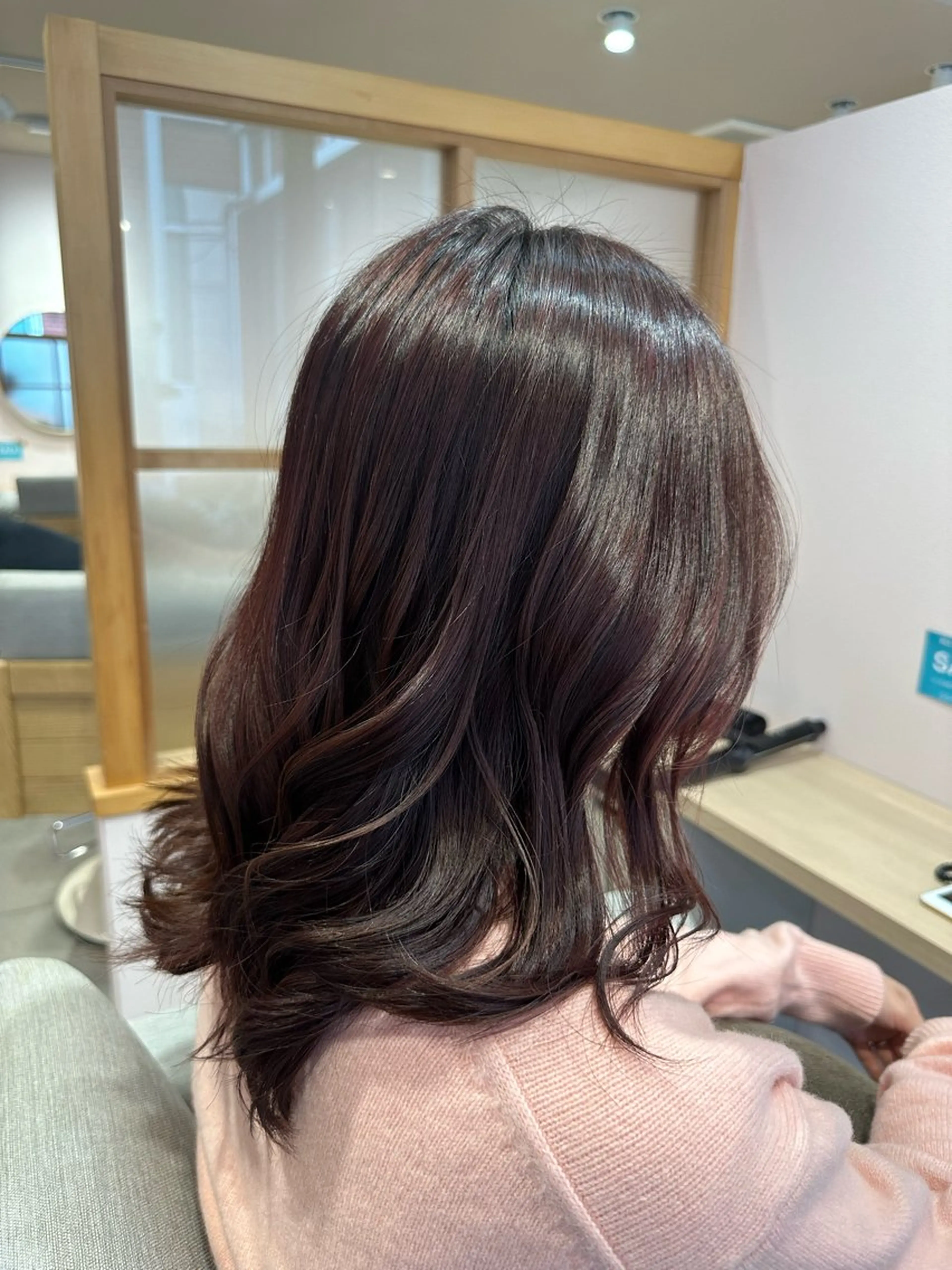 カラー ラベンダーカラー 芝智也／ ブリーチカラーのヘアスタイル