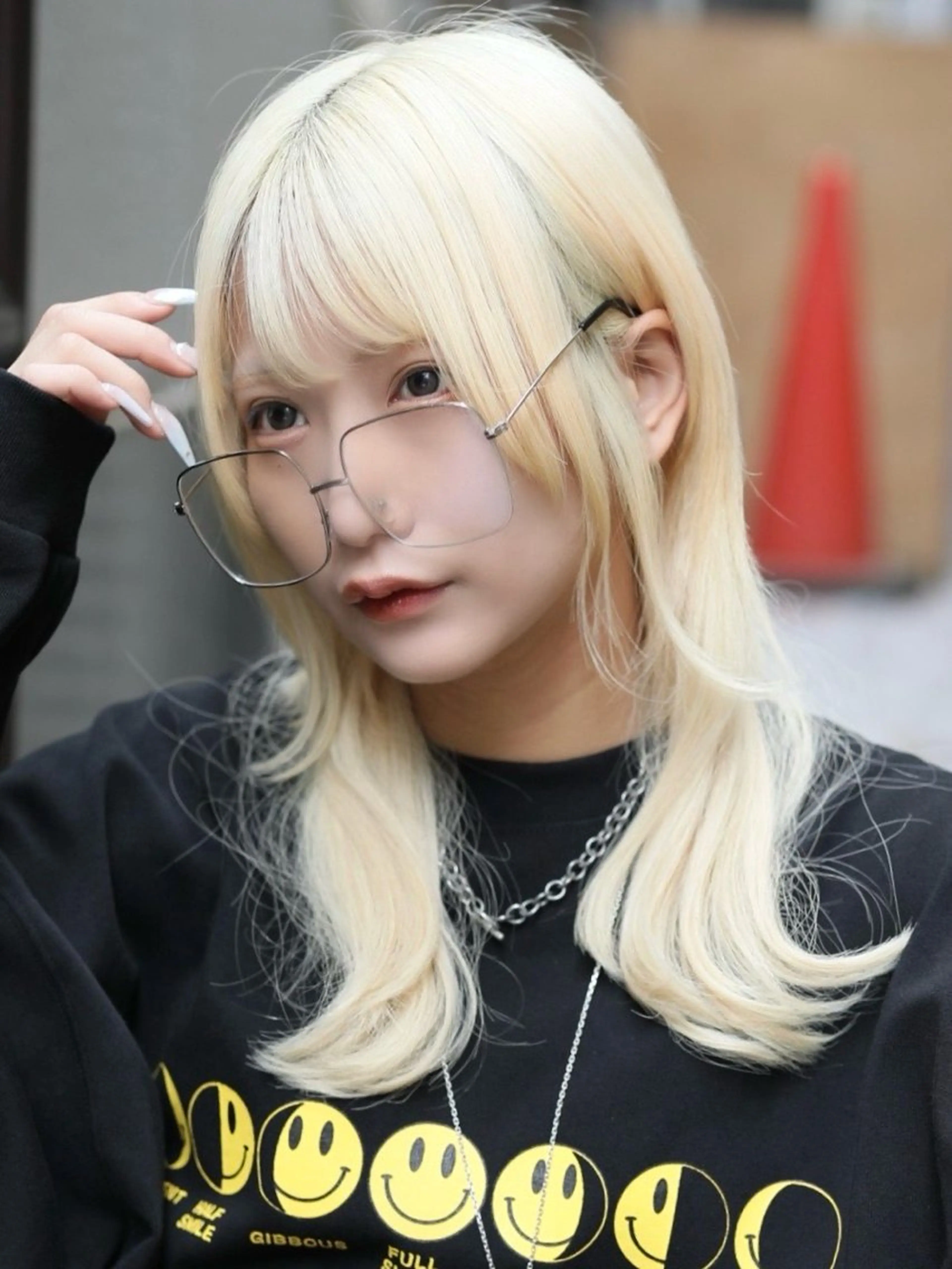 【迷ったらこれ🇰🇷】💎人気No.1韓国風ダブルカラー💎(ケアブリーチ＋カラー)＋髪質改善1stepTR/暖色の写真