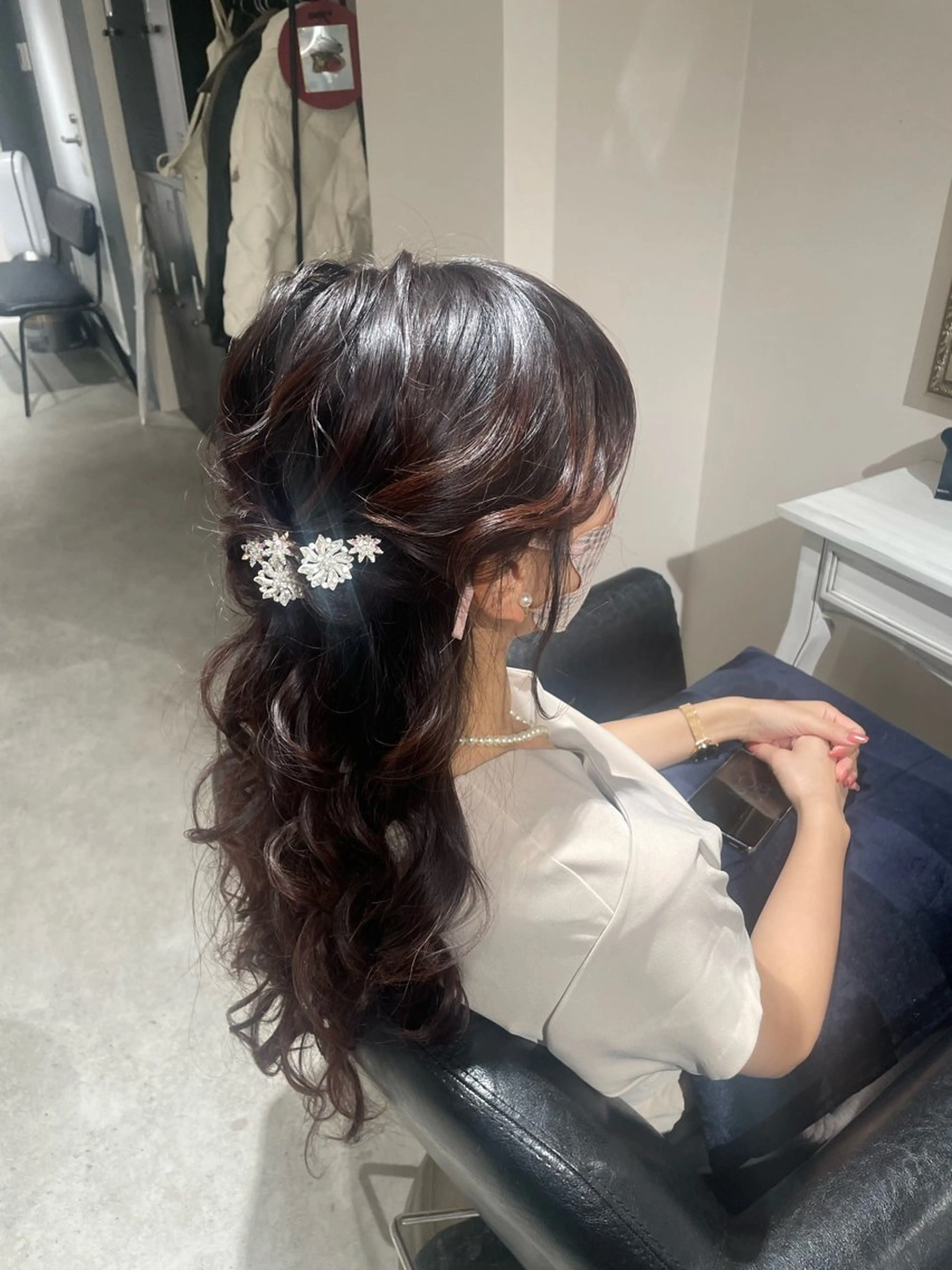 ヘアアレンジ ハーフアップ 白髪ぼかし 👒堀江・ヨンスクのヘアスタイル