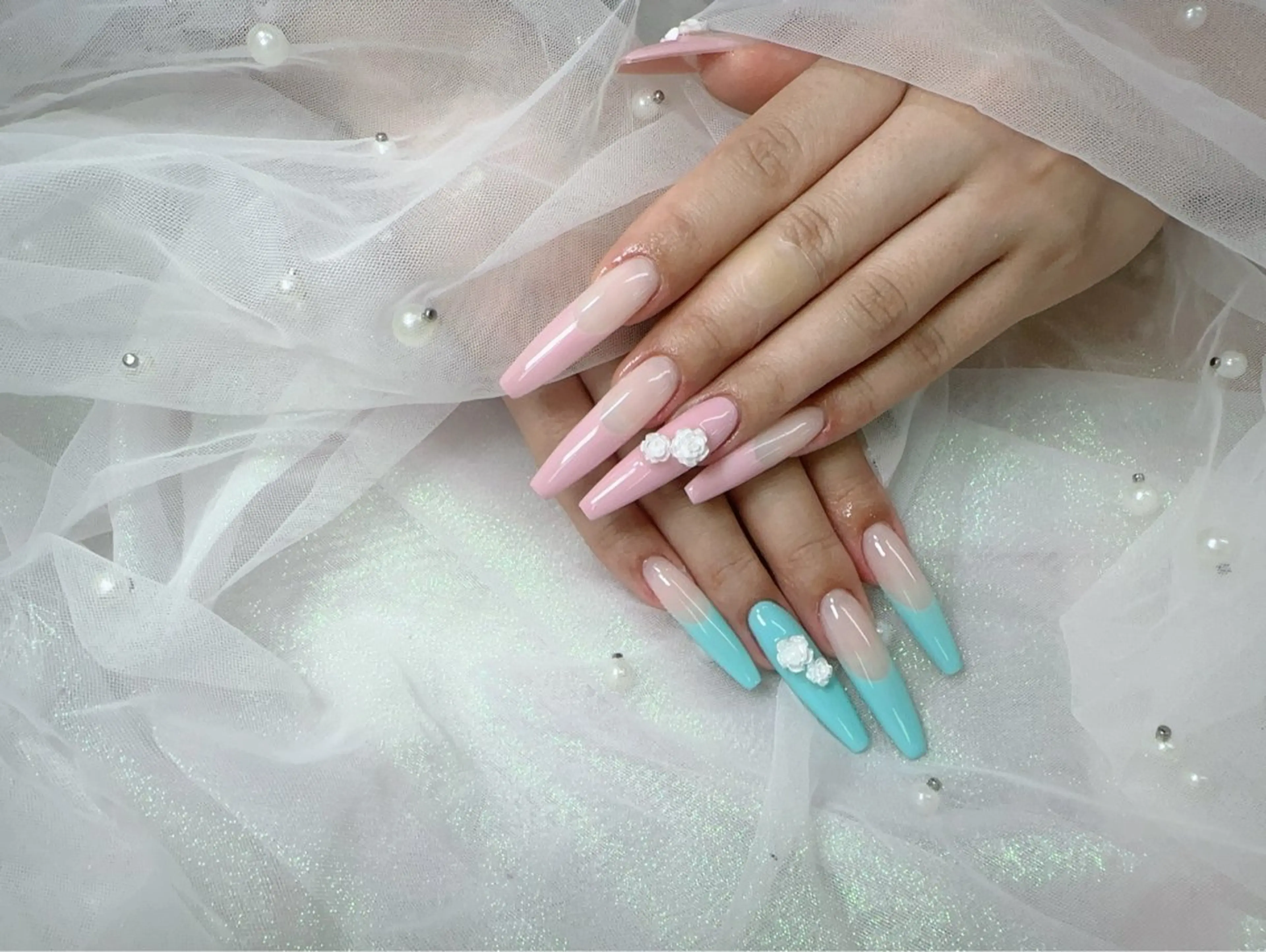 ネイル ハンドネイル Hey🌈NAIL 長さ出し専門店のネイルデザイン