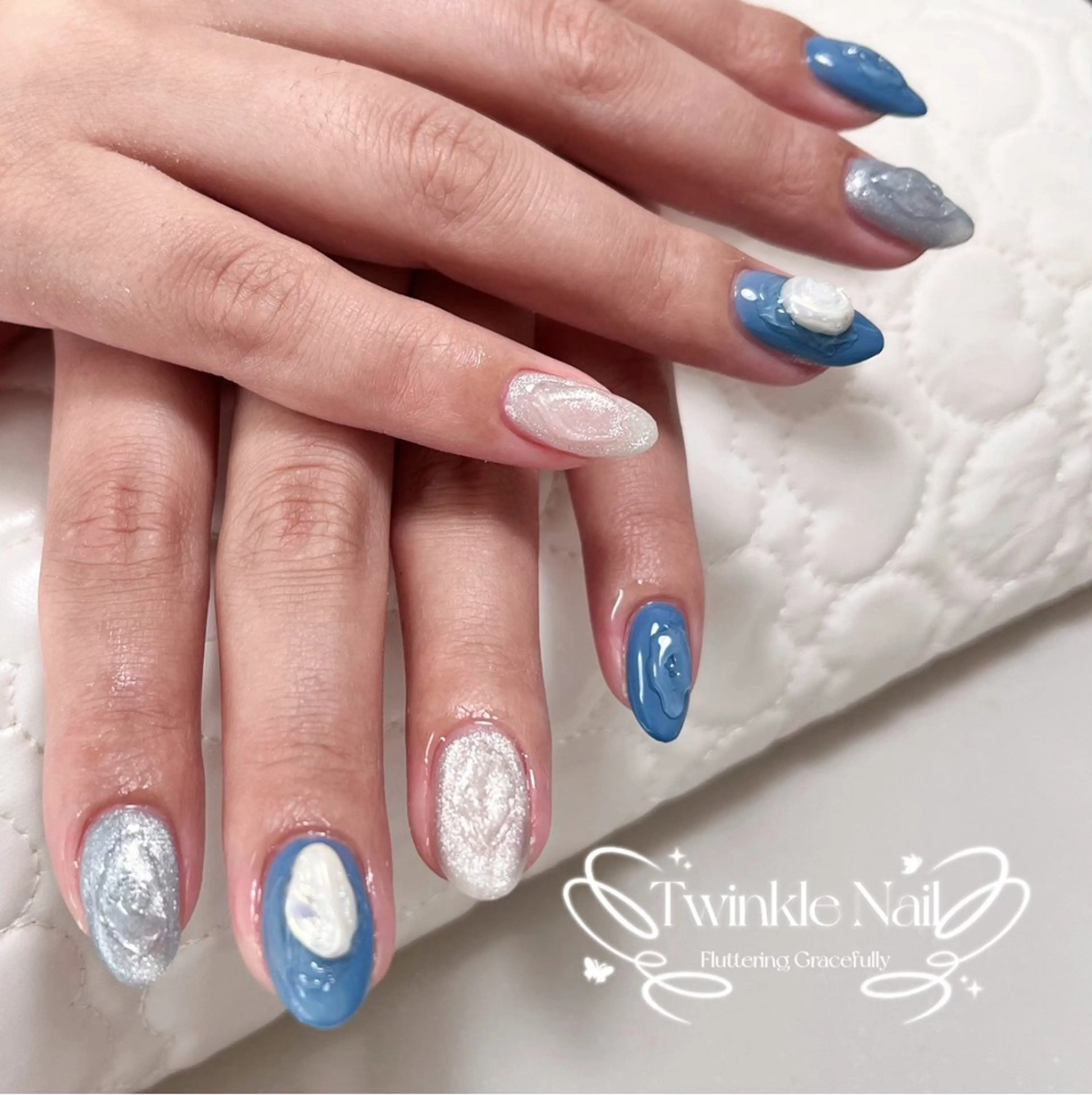 ネイル キラキラネイル ニュアンスネイル 夏ネイル Twinkle Nail Kuboのネイルデザイン