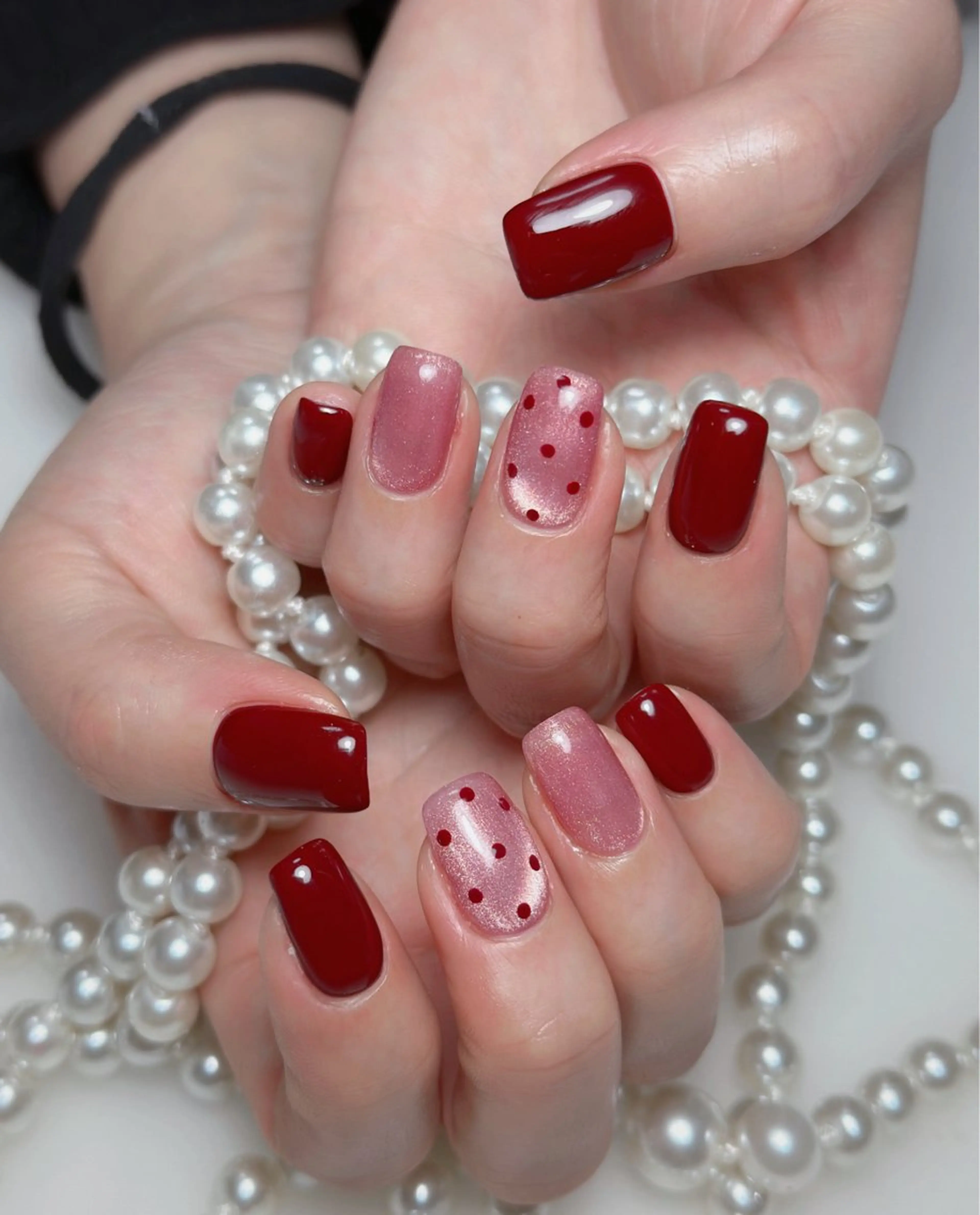 ネイル オーロラネイル 長さ出し フットネイル 韓国ネイル ラメ(グリッター) 👍thumbs up nail👍のネイルデザイン