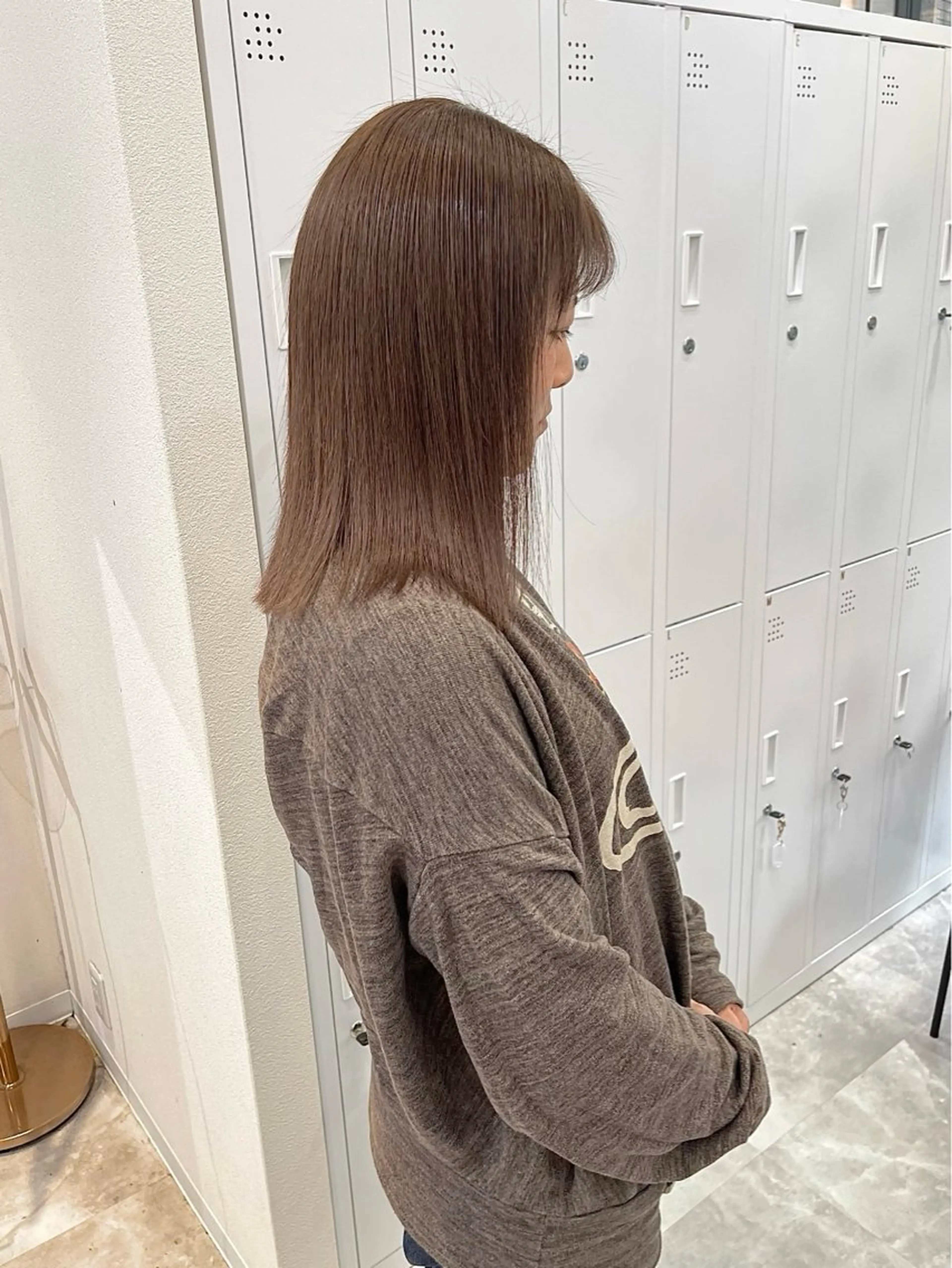 ロング カラー ベージュカラー ブラウンカラー ブラウンベージュ ハイトーンカラー ヘアカラー トリートメント 盛れる顔まわり✨🎀 モテカラー別所好葉のヘアスタイル