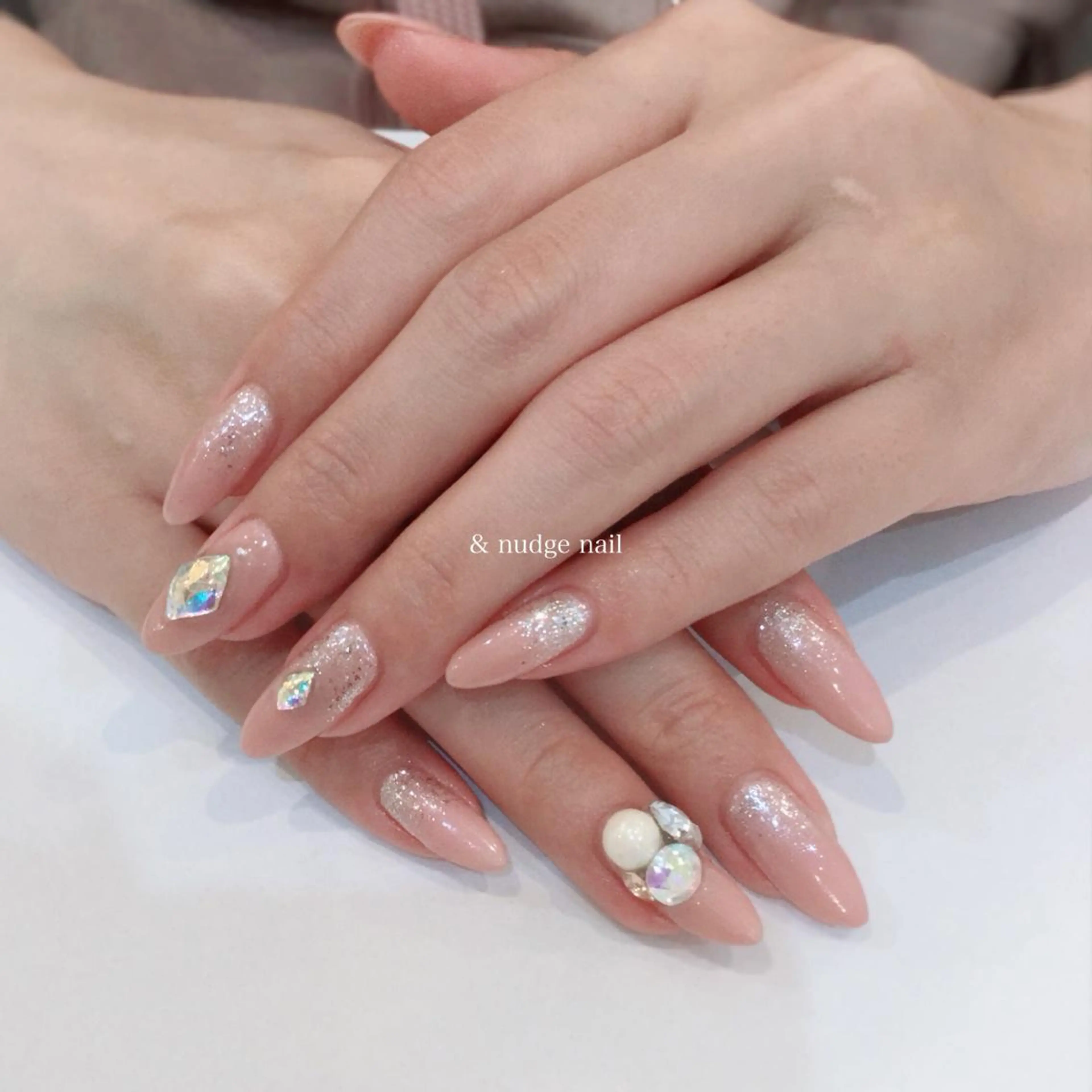 ネイル ハンドネイル & nudge nail所属・&nudgenail 本多のネイルデザイン