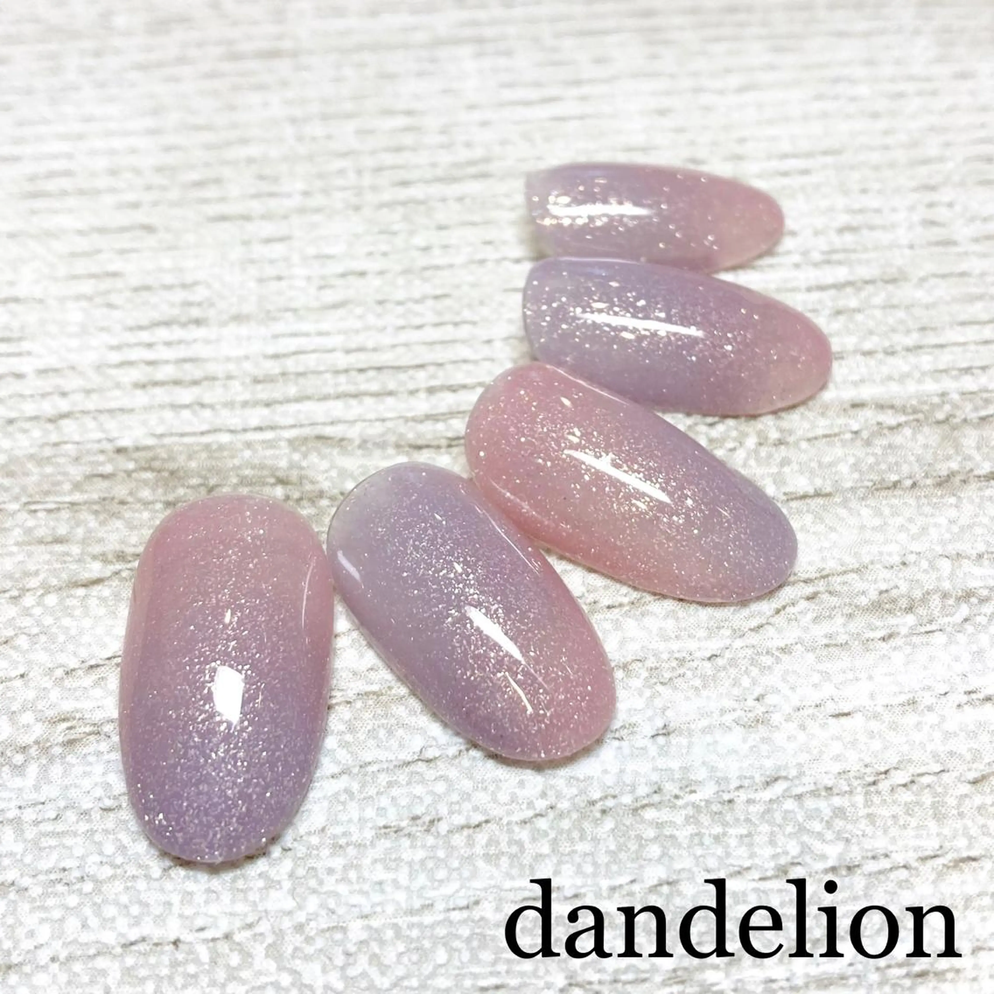 ネイル ハンドネイル ハンドケア dandelion ダンデライオンのネイルデザイン