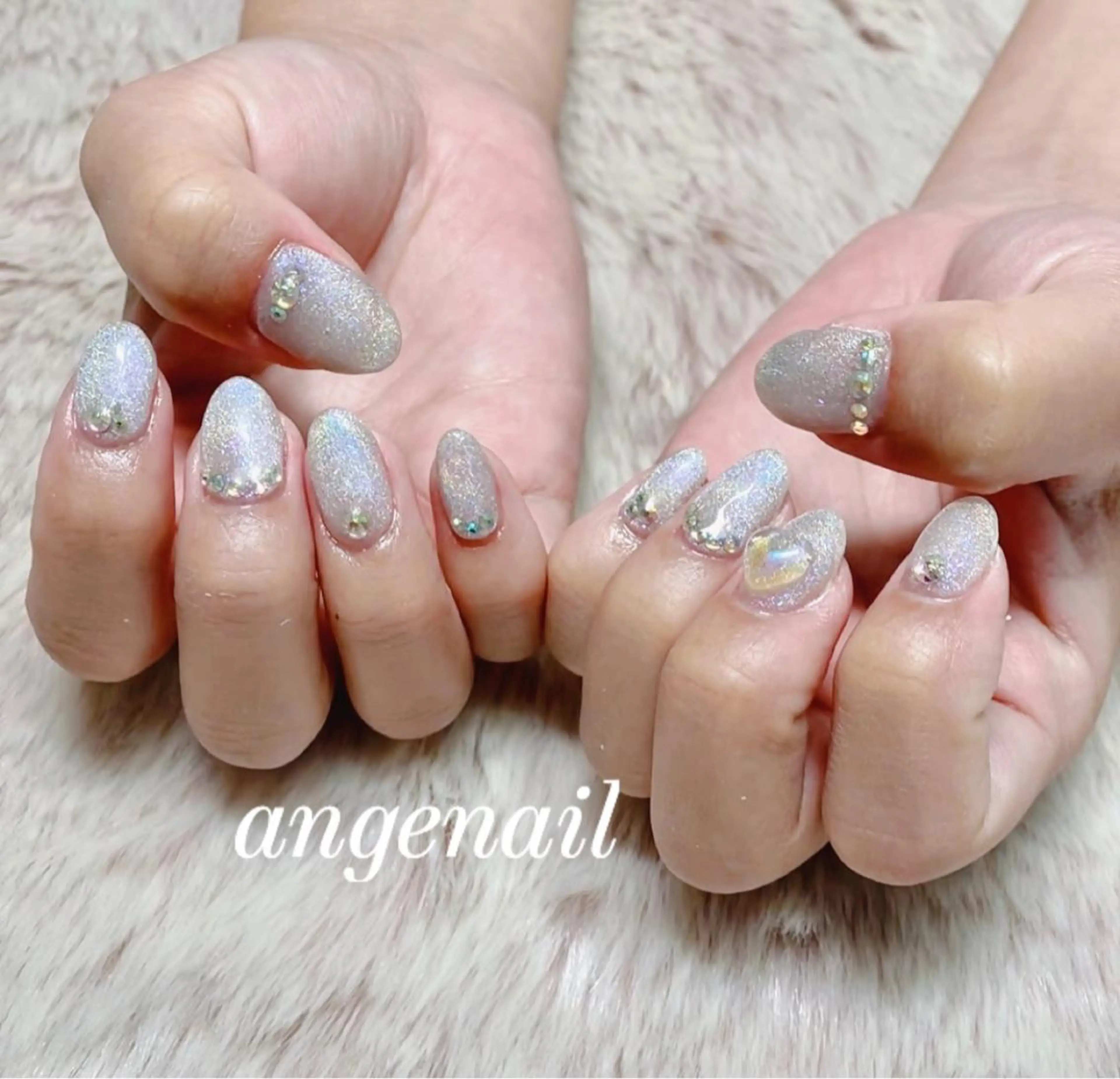 ネイル ハンドネイル オーナーネイリスト MAKIのネイルデザイン