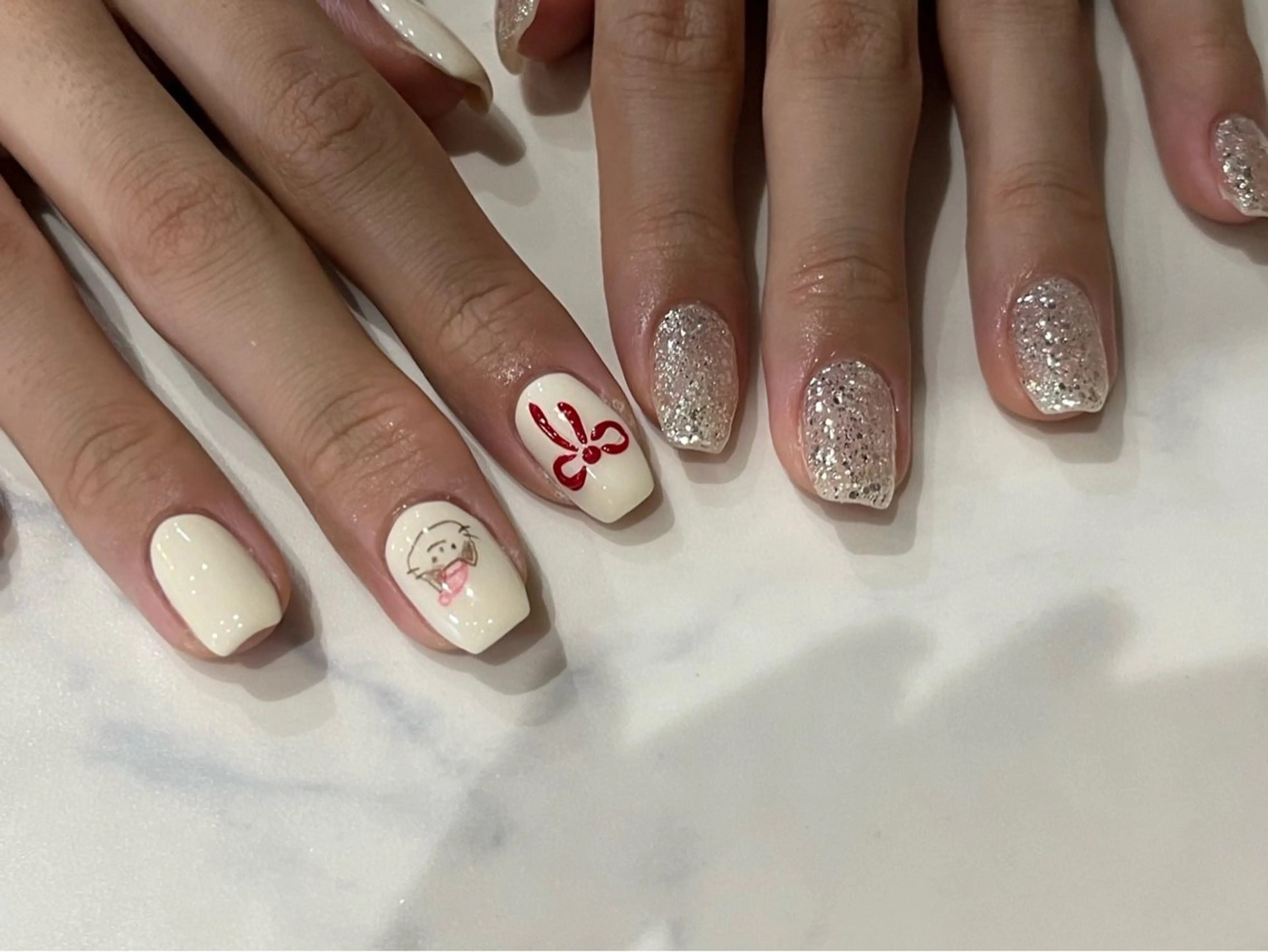 ネイル リボン ハンドネイル scré as Ételのネイルデザイン