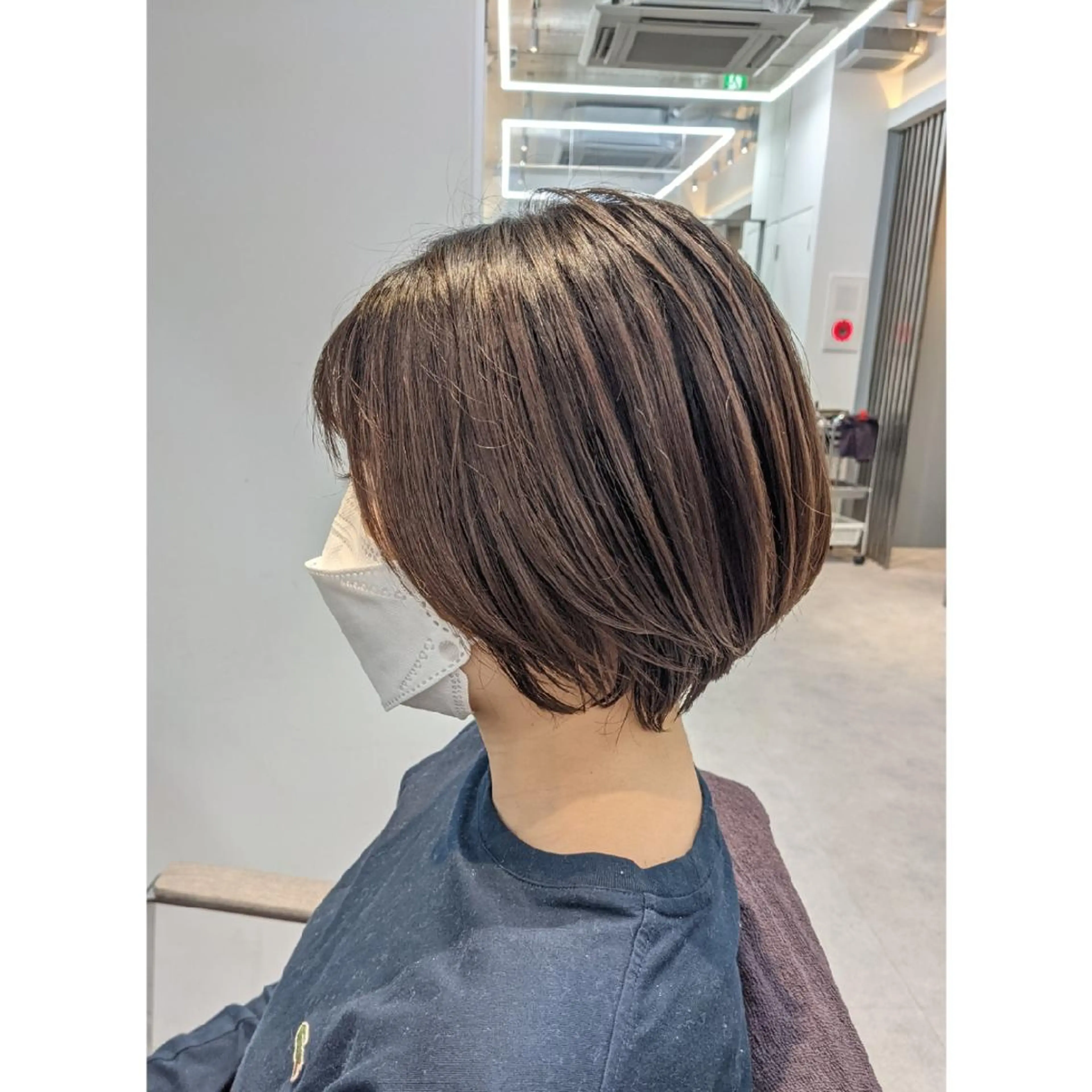カラー ショート カット ヘアカラー 🫧髪質改善•艶カラ ー特化🫧谷奥甲太のヘアスタイル