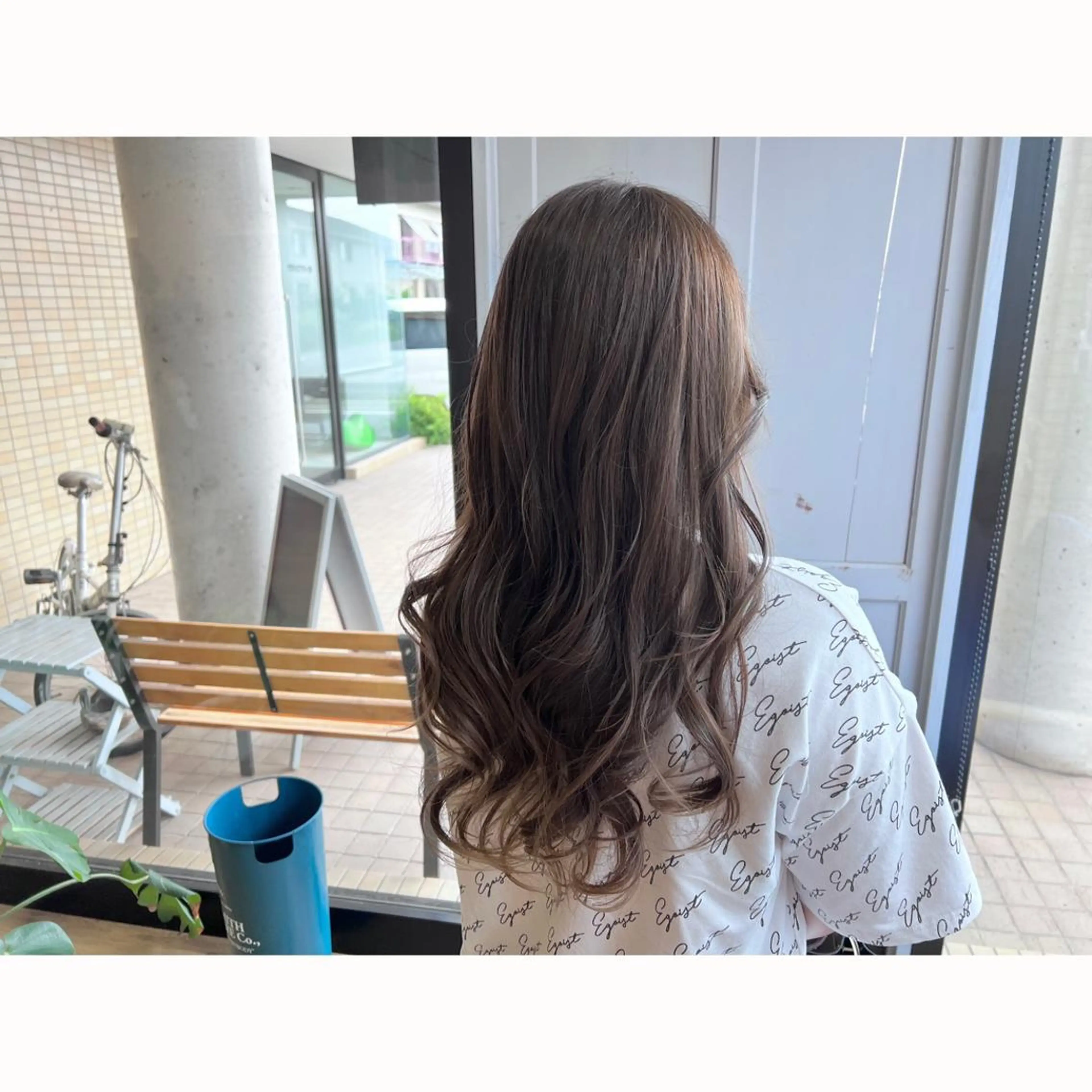 ロング カラー ブラウンカラー ヘアカラー トリートメント ツキダテ ユイのヘアスタイル