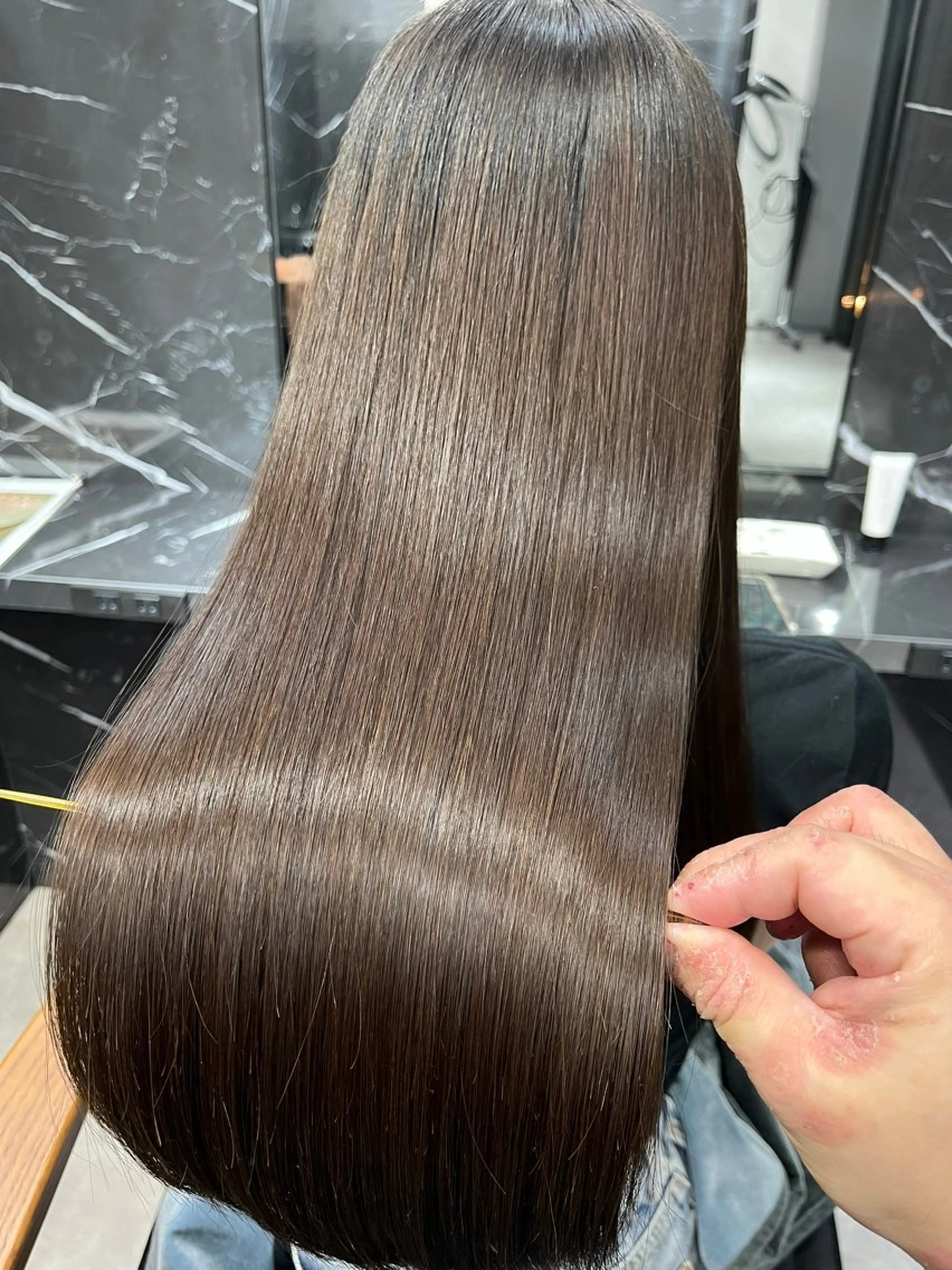 ロング くせ毛 Sia.【縮毛矯正/髪質改善】所属・神戸本格派髪質改善 /MITSUKIのヘアスタイル