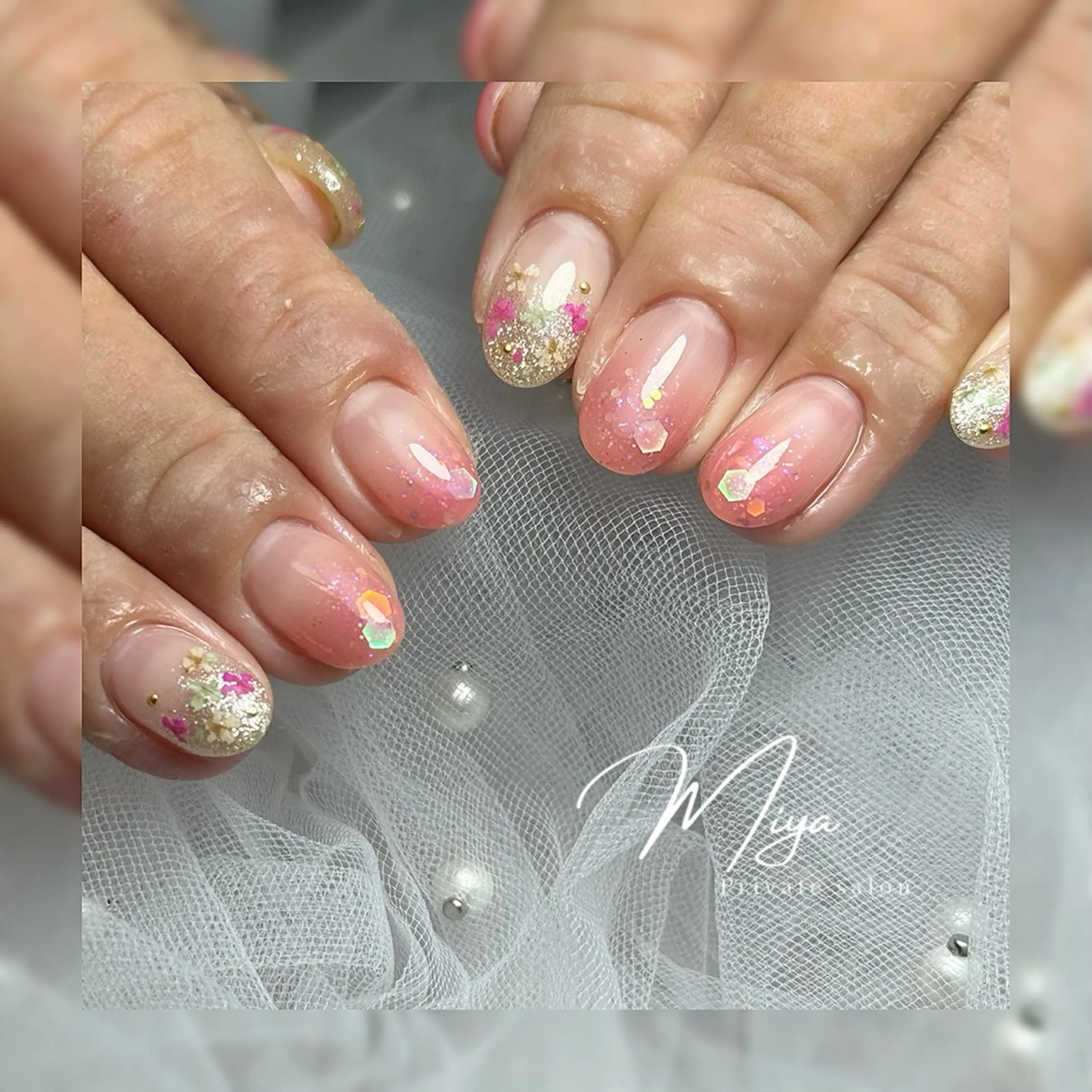 ネイル フラワーネイル ハンドネイル private salon MIYAのネイルデザイン