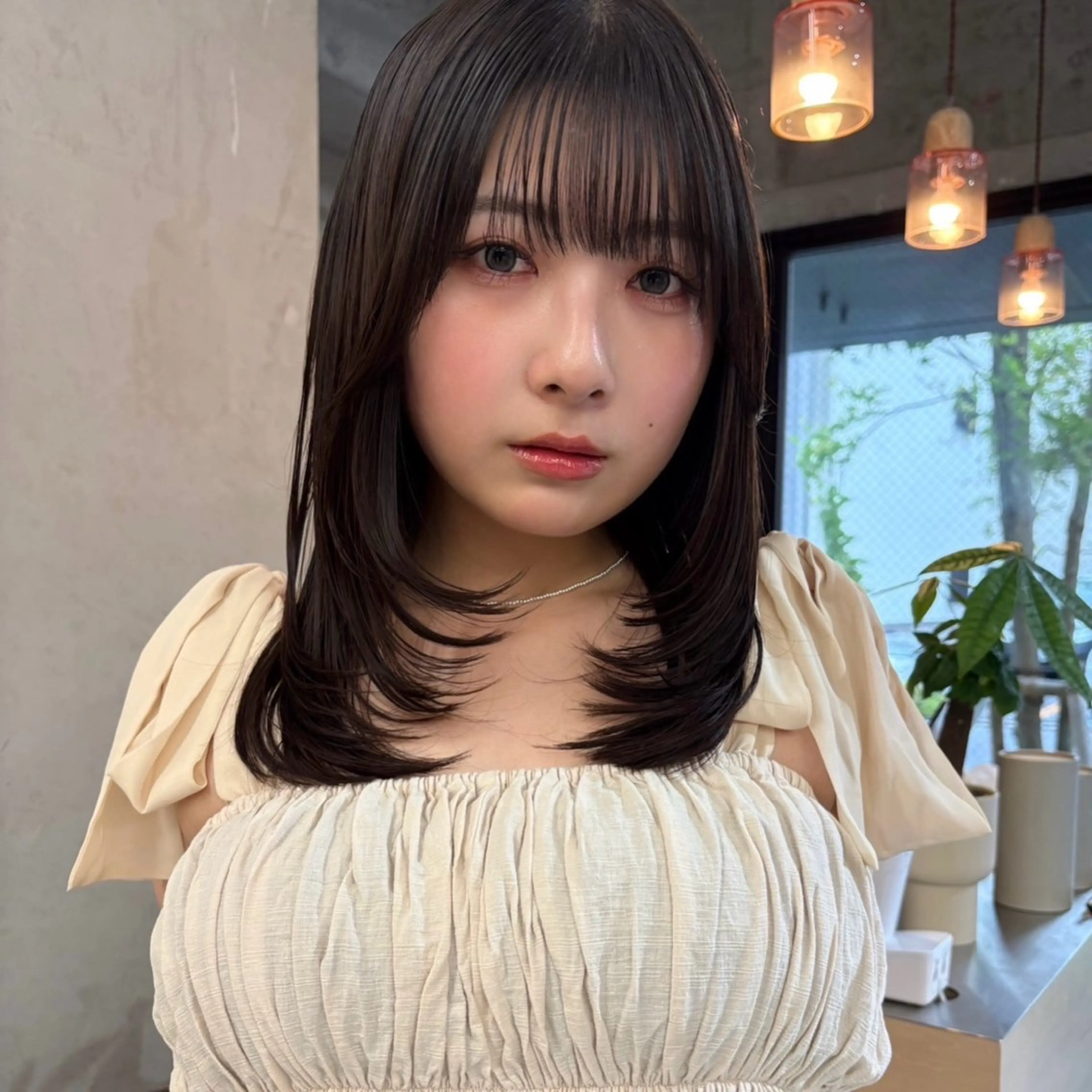 セミロング 顔まわりレイヤー レイヤーカット カット ヘアカラー 韓国レイヤー/暖色 カラー/KOTONEのヘアスタイル