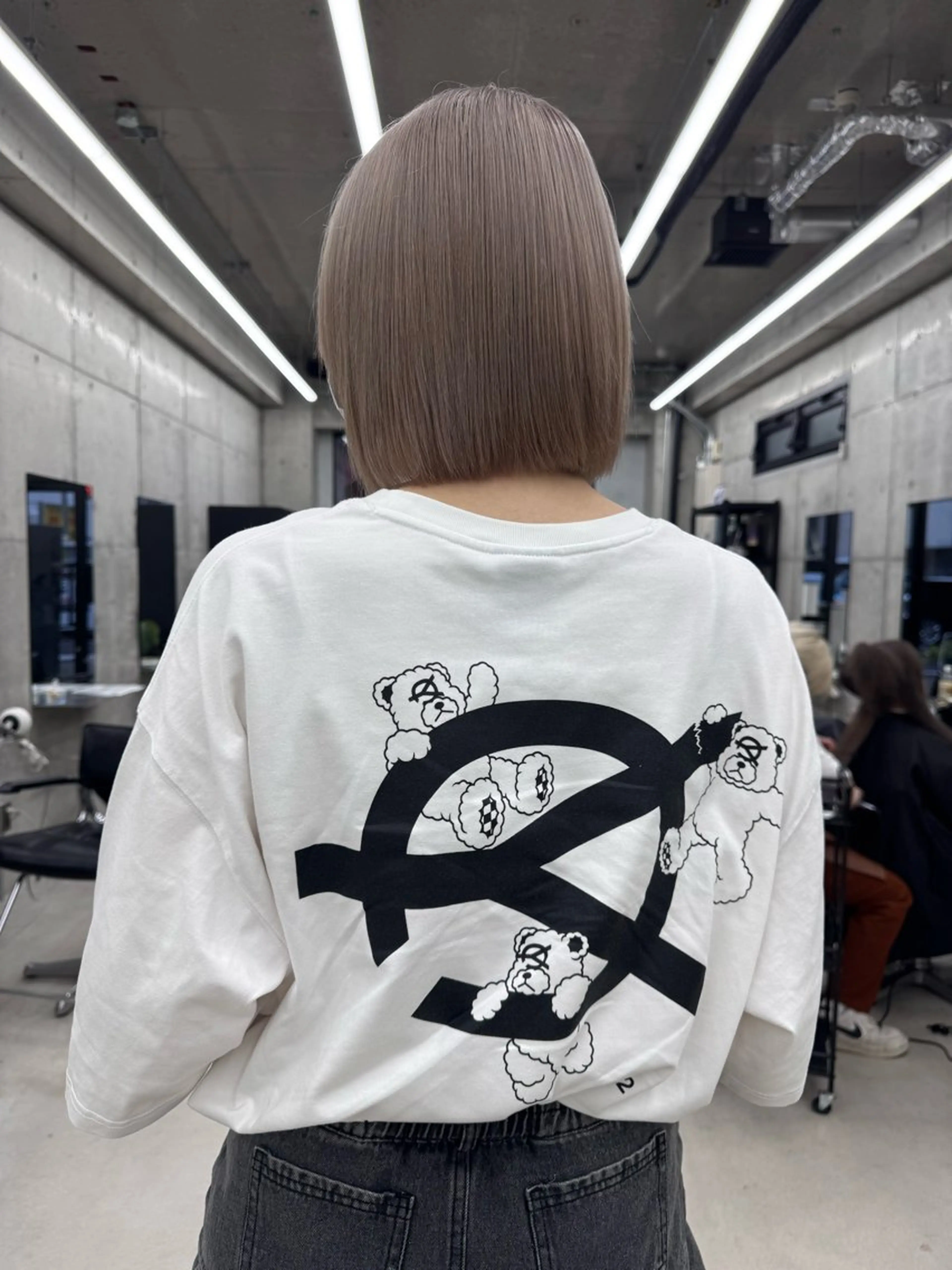 カラー 和木坂 日美のヘアスタイル