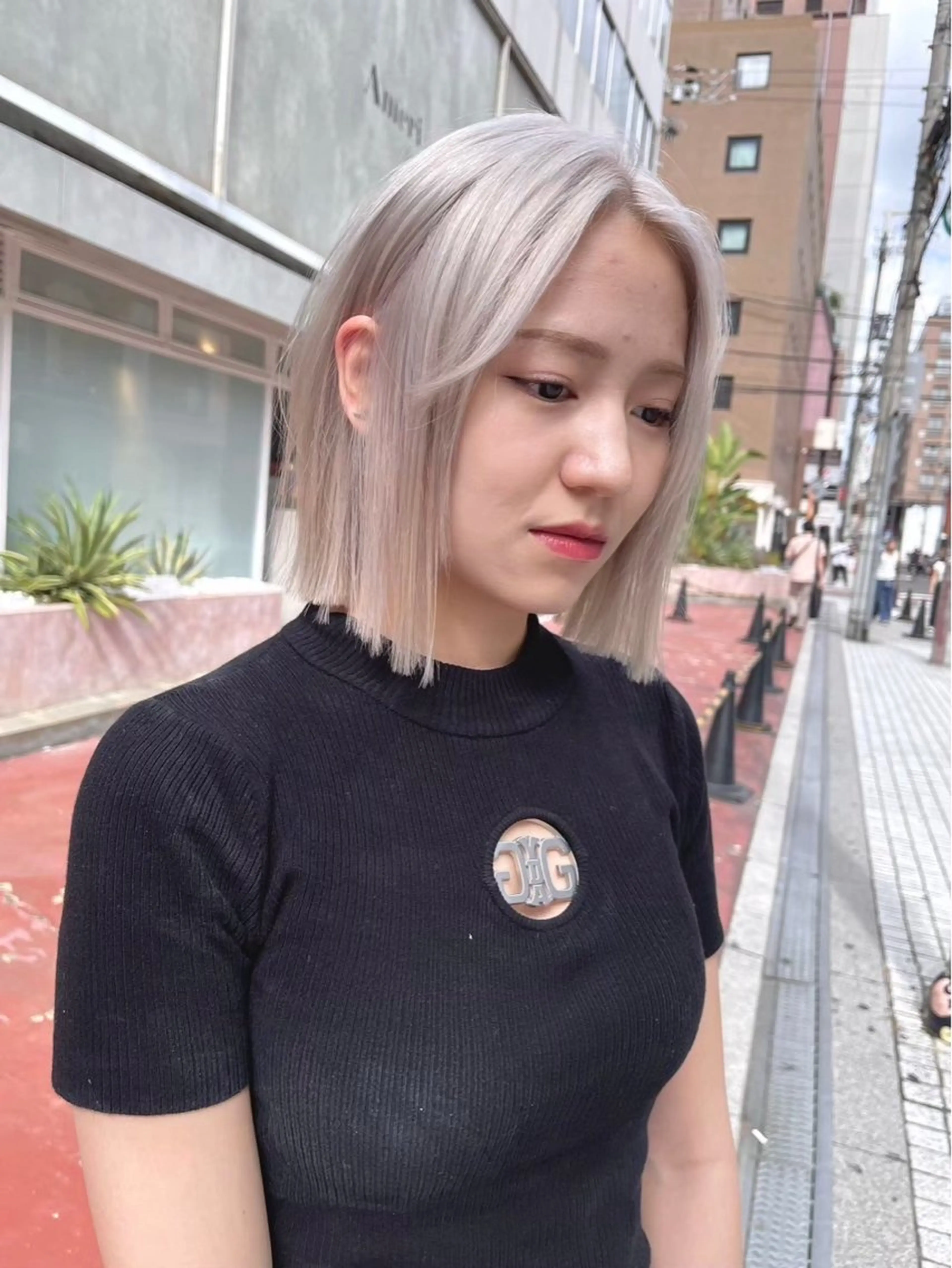 ミディアム カラー シルバー カット ヘアカラー トリートメント LAME 【レイム】のヘアスタイル