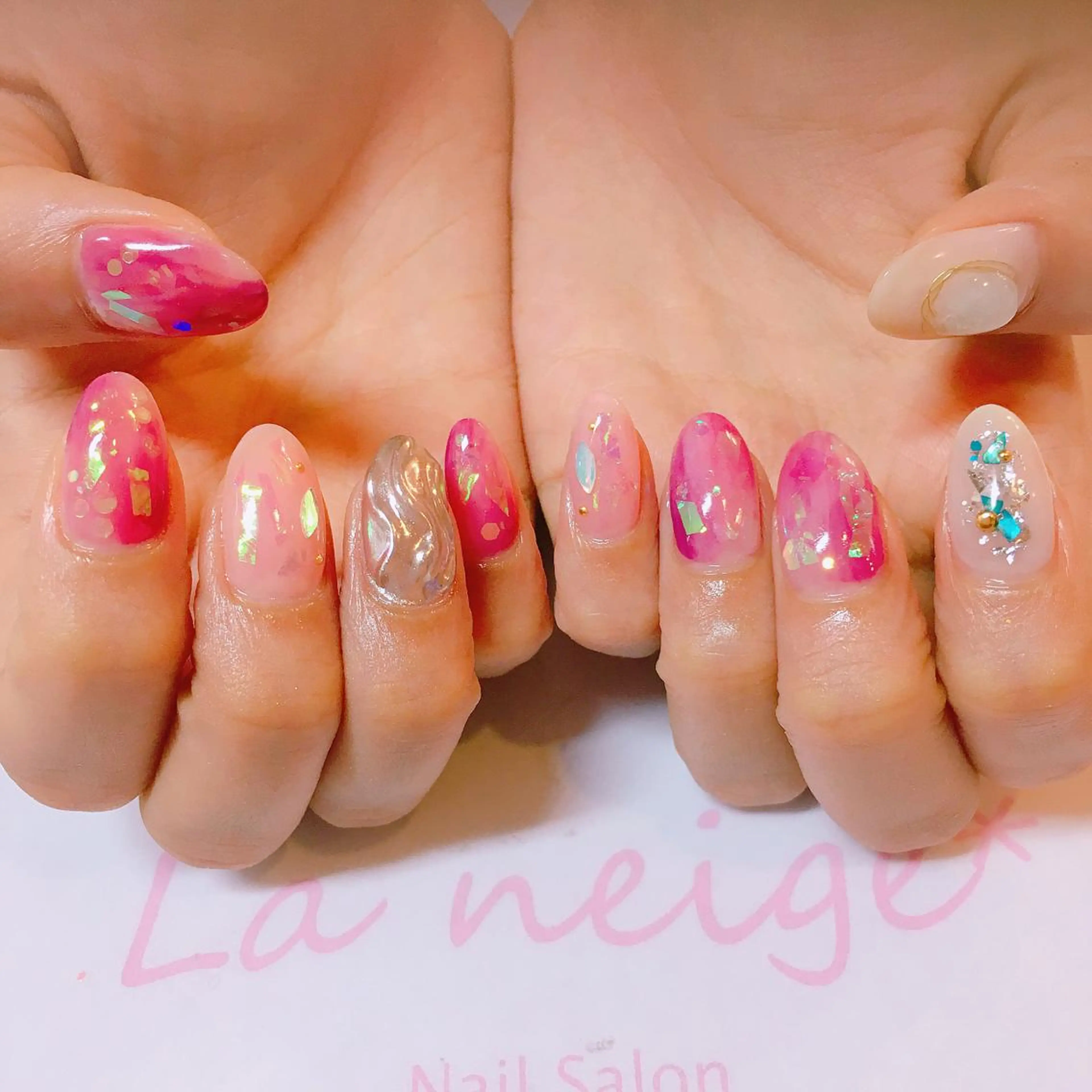 ネイル La neige* yuki 🥯🍑のネイルデザイン