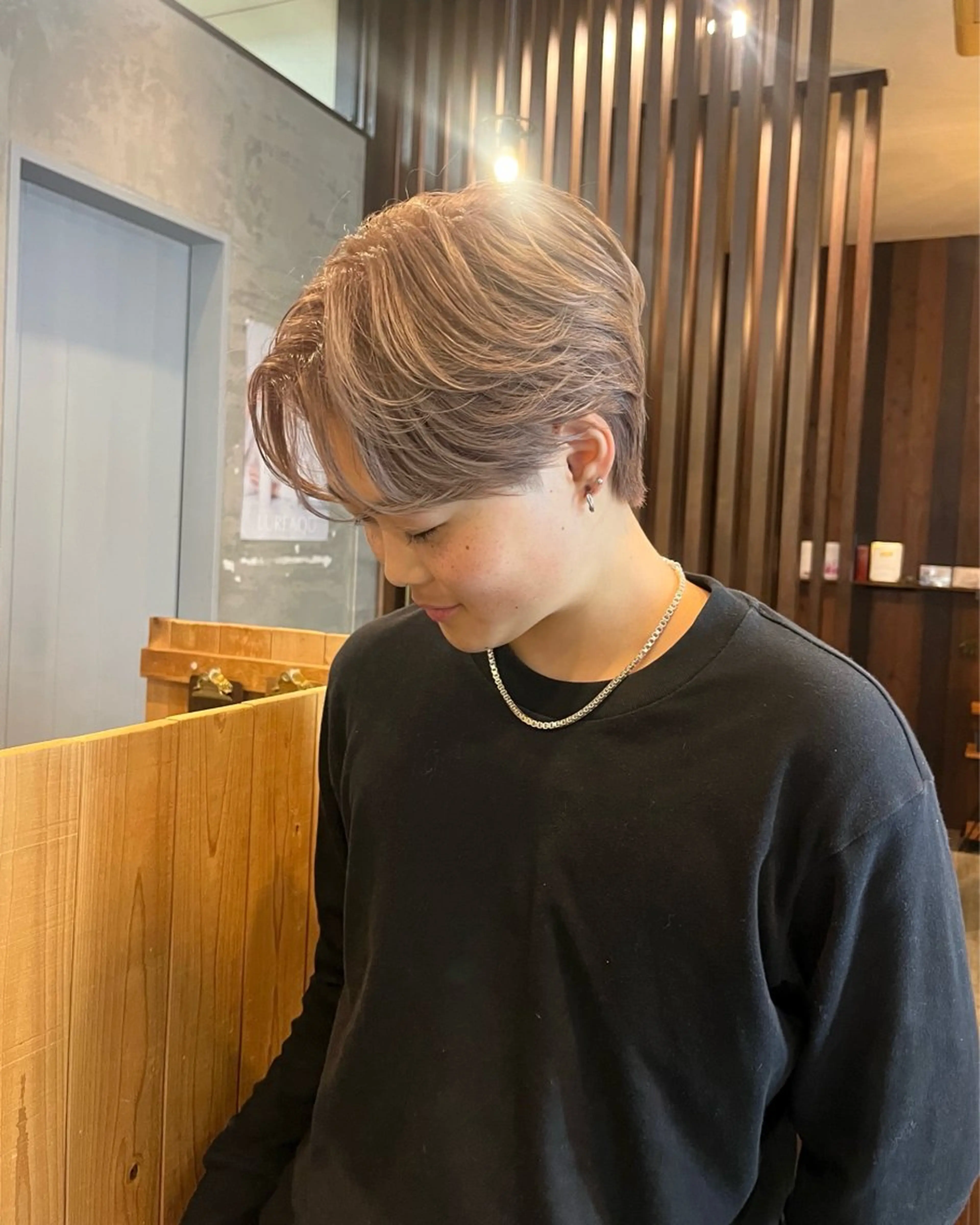 ショート カラー カット ヘアカラー neneka レイヤーカット🍀のヘアスタイル