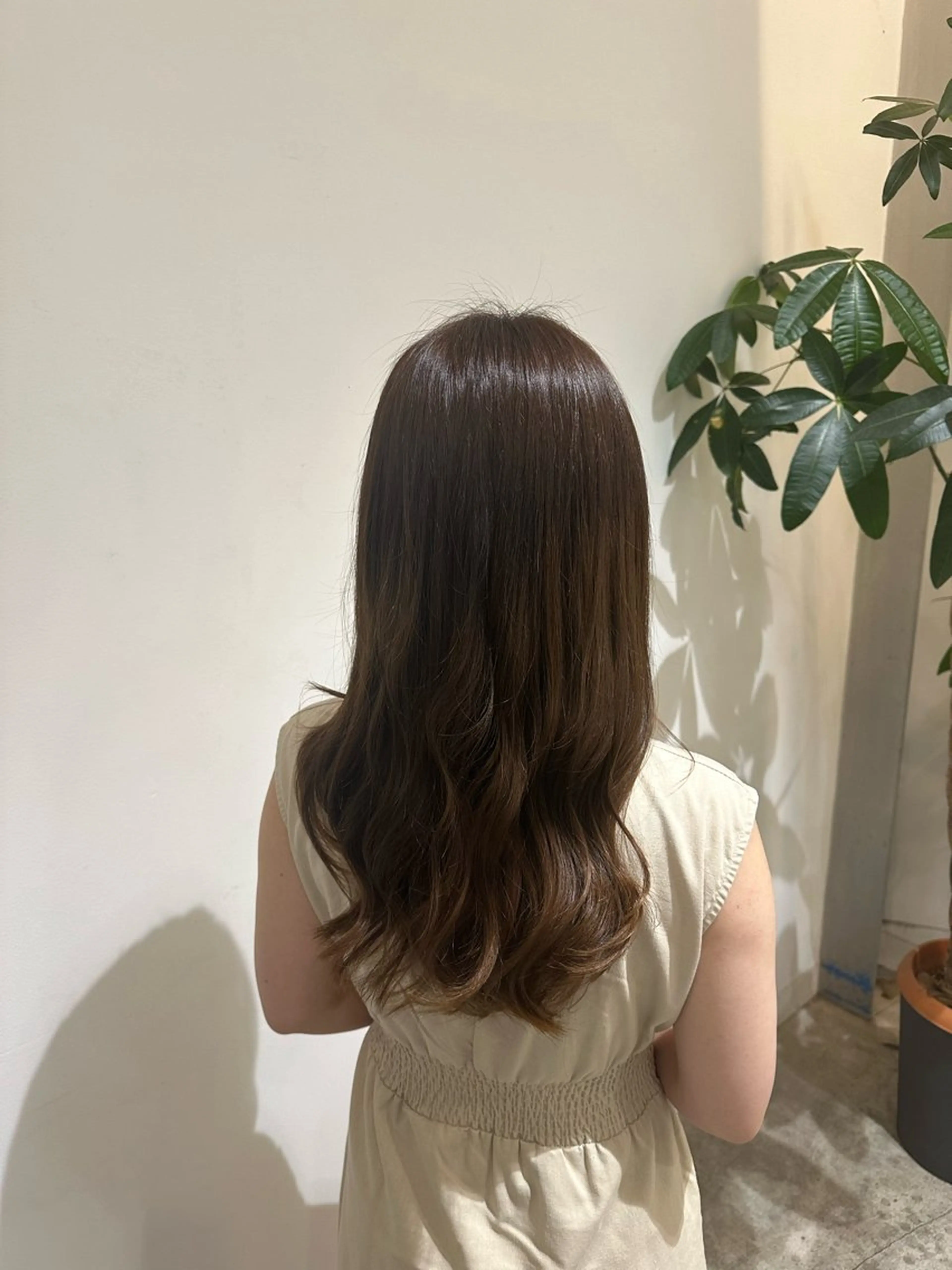 セミロング 垣内 奈緒のヘアスタイル