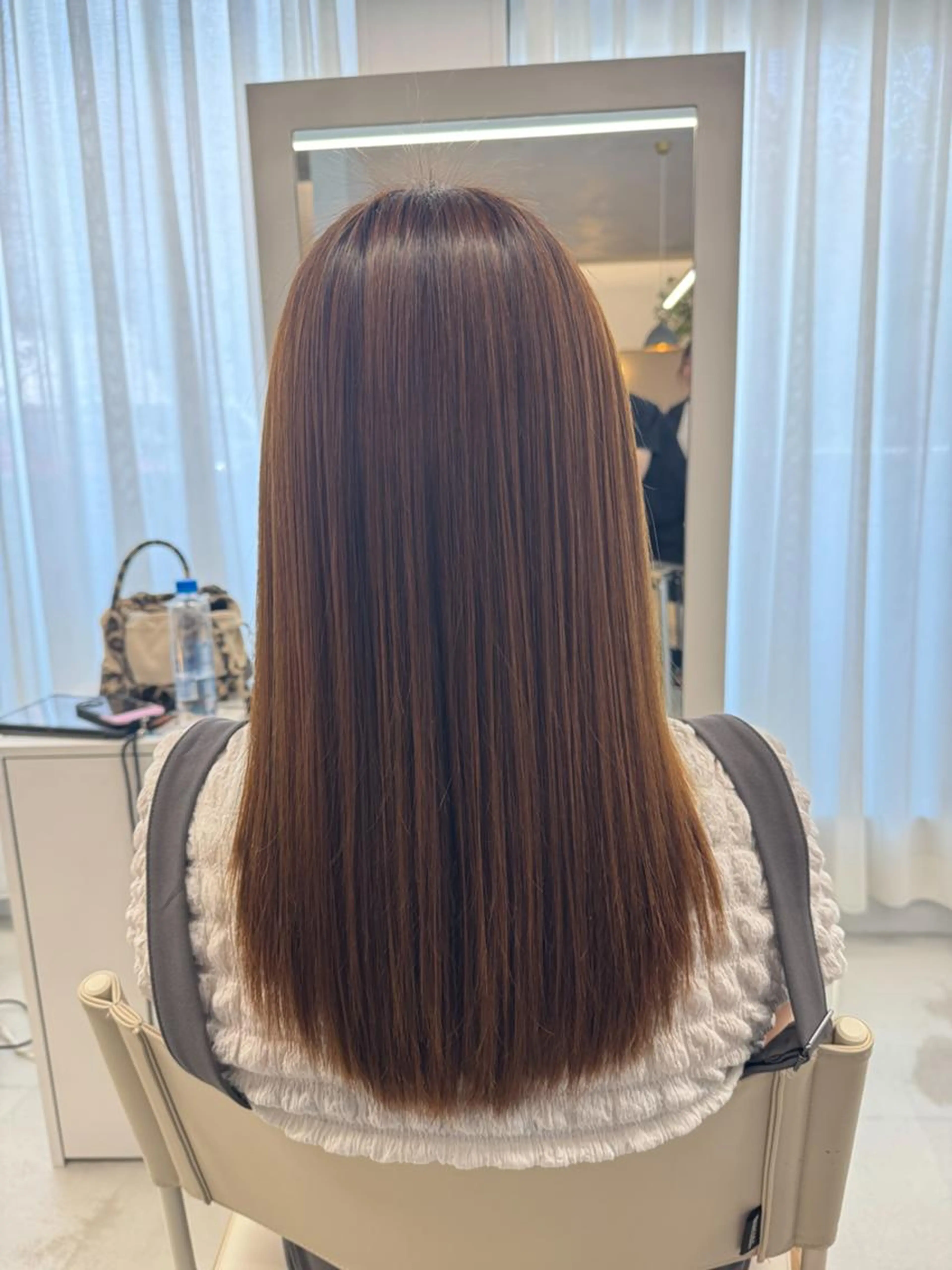 学生様限定！縮毛矯正+エミームトリートメントの写真