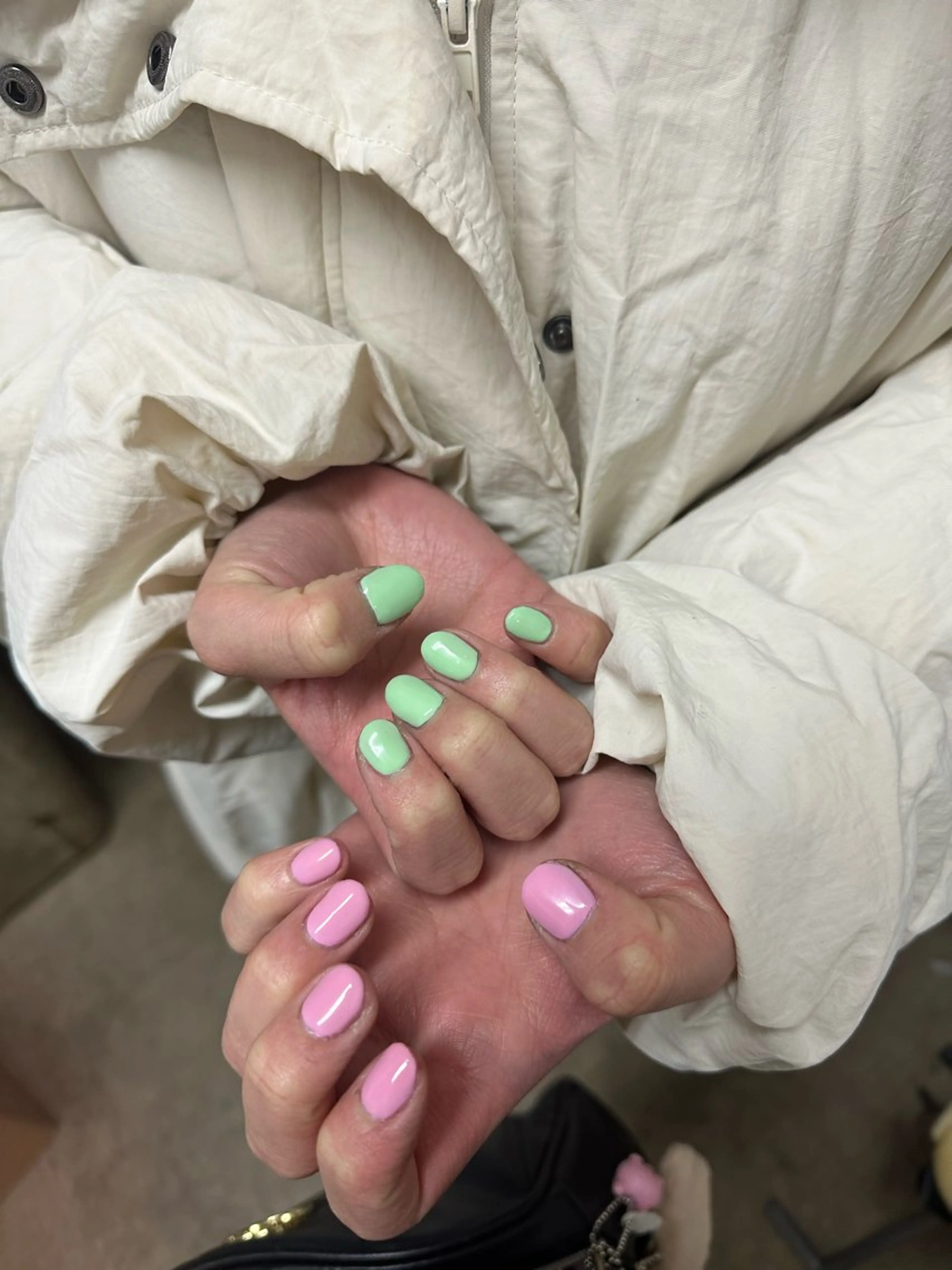 ネイル グリーン パステルネイル ピンク amulet nail beauty 北花田店【アミュレット】所属・横田 帆咲のネイルデザイン