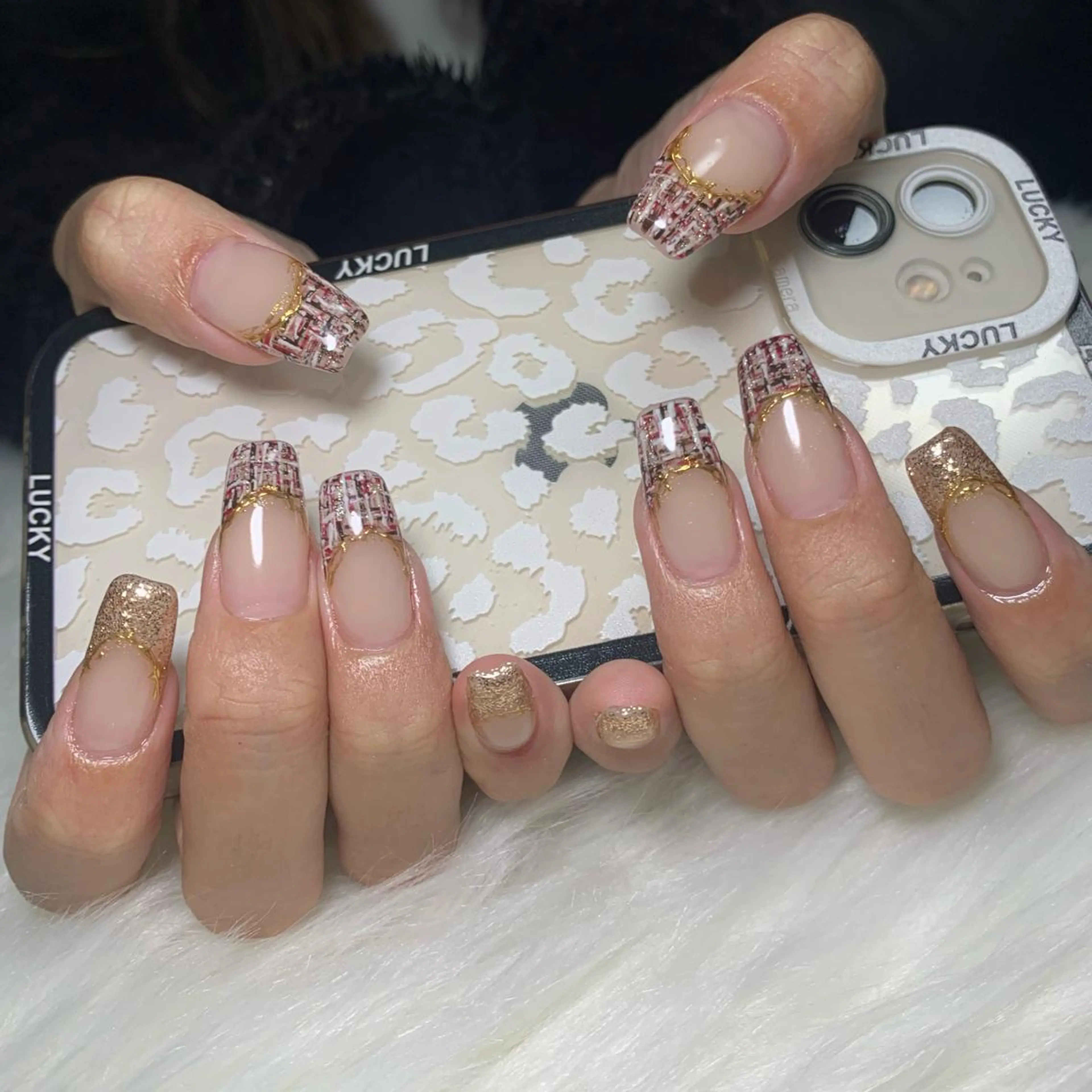 ネイル ツイードネイル happiness nailのネイルデザイン