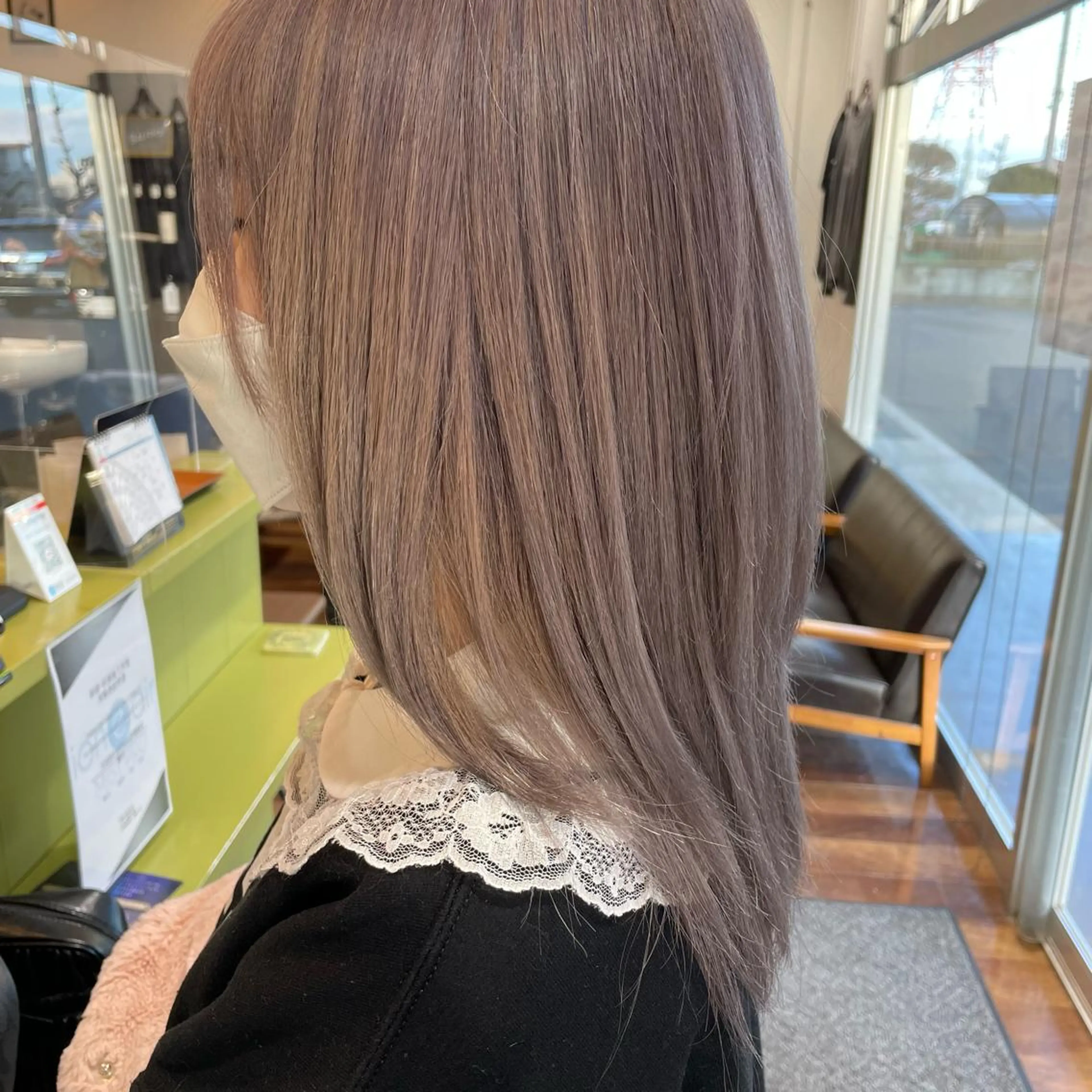 カラー 嶋岡 乃愛のヘアスタイル