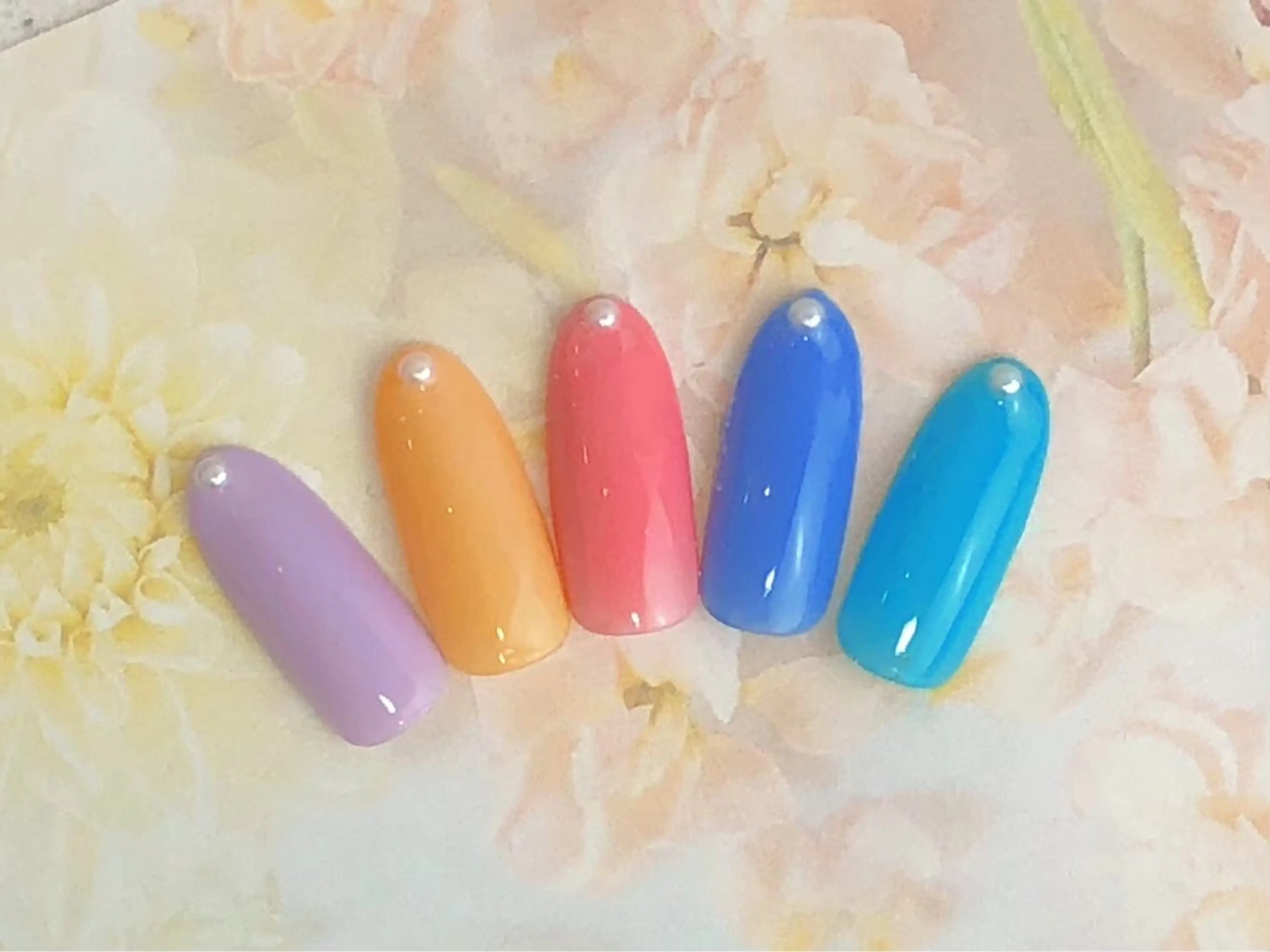 ネイル ネイルサロン&スクール GINA所属・藏野 優花のネイルデザイン