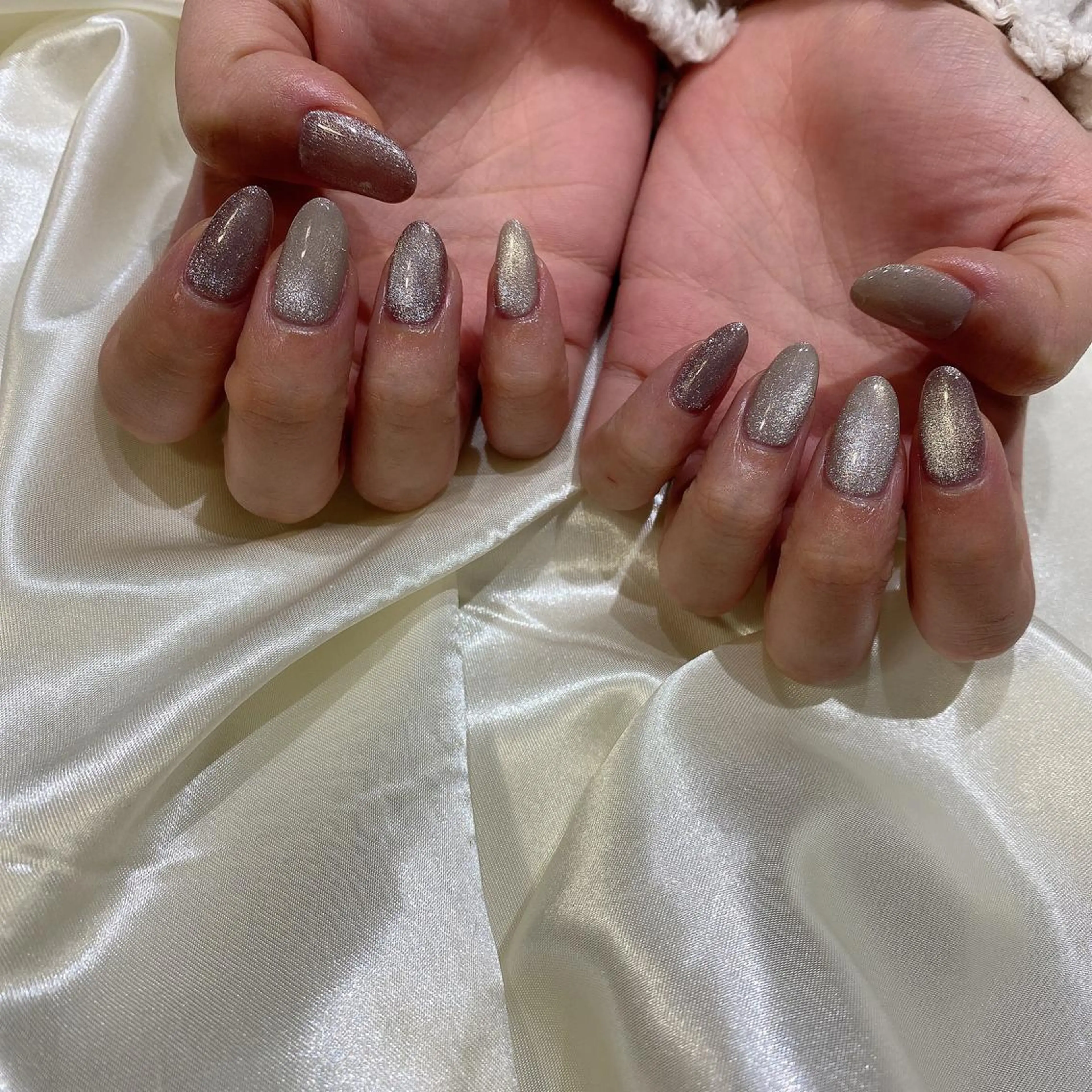 ネイル ハンドネイル 西岡 杏のネイルデザイン