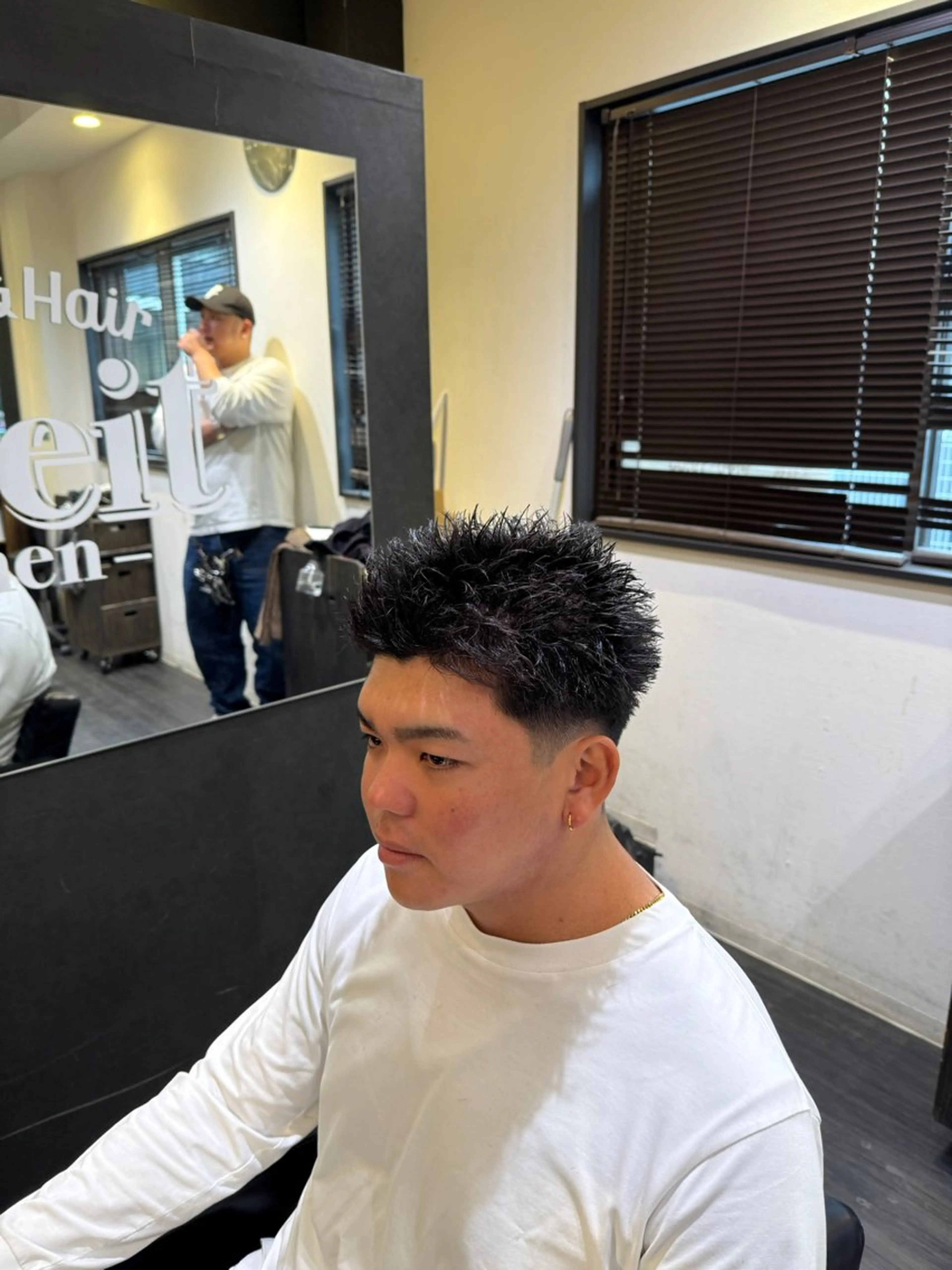 メンズ スパイキーショート 大谷 洸生のヘアスタイル
