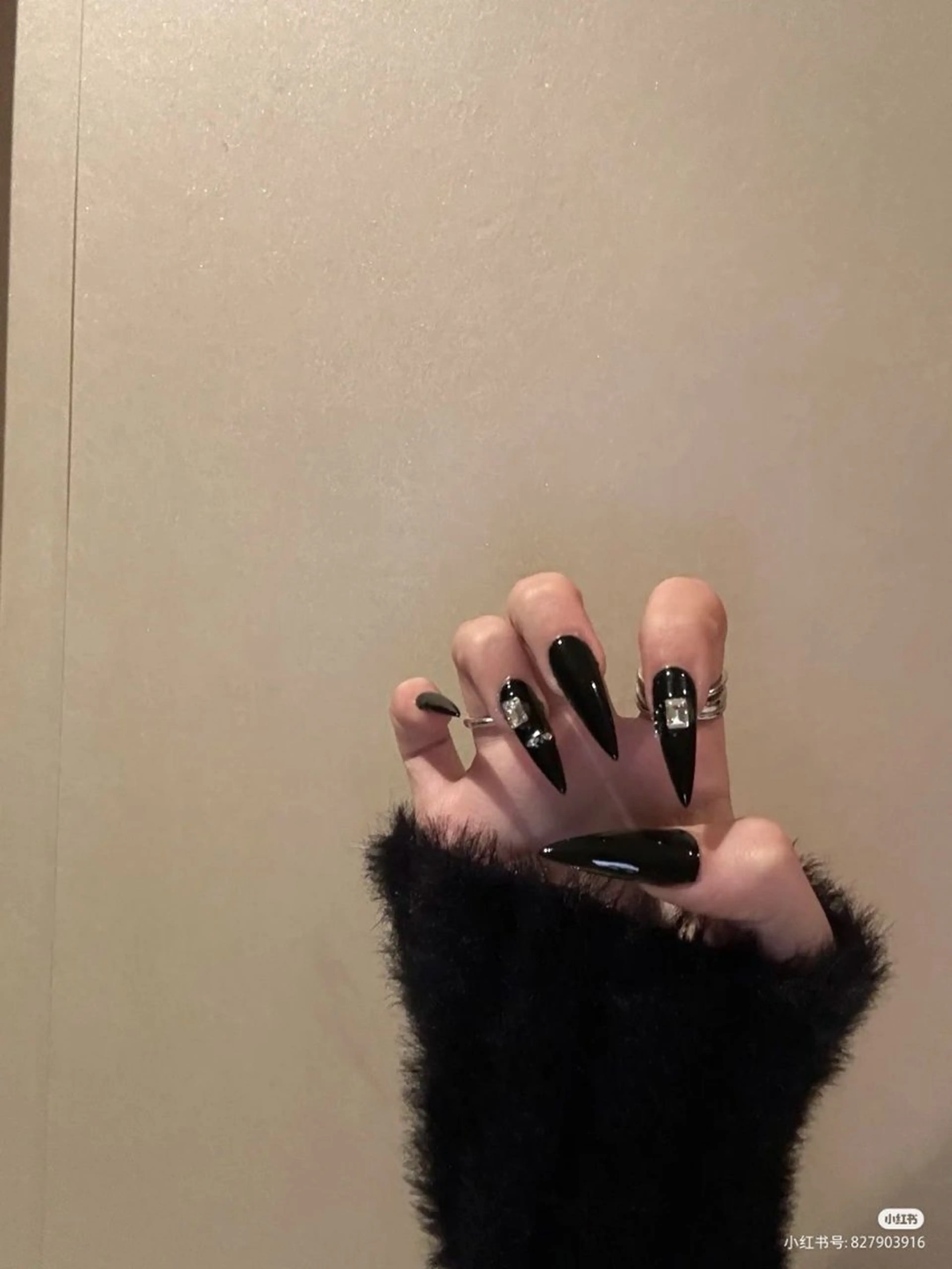 ネイル キラキラネイル 韓国ネイル シンプルネイル ワンホンネイル ハンドネイル MEI Nailのネイルデザイン