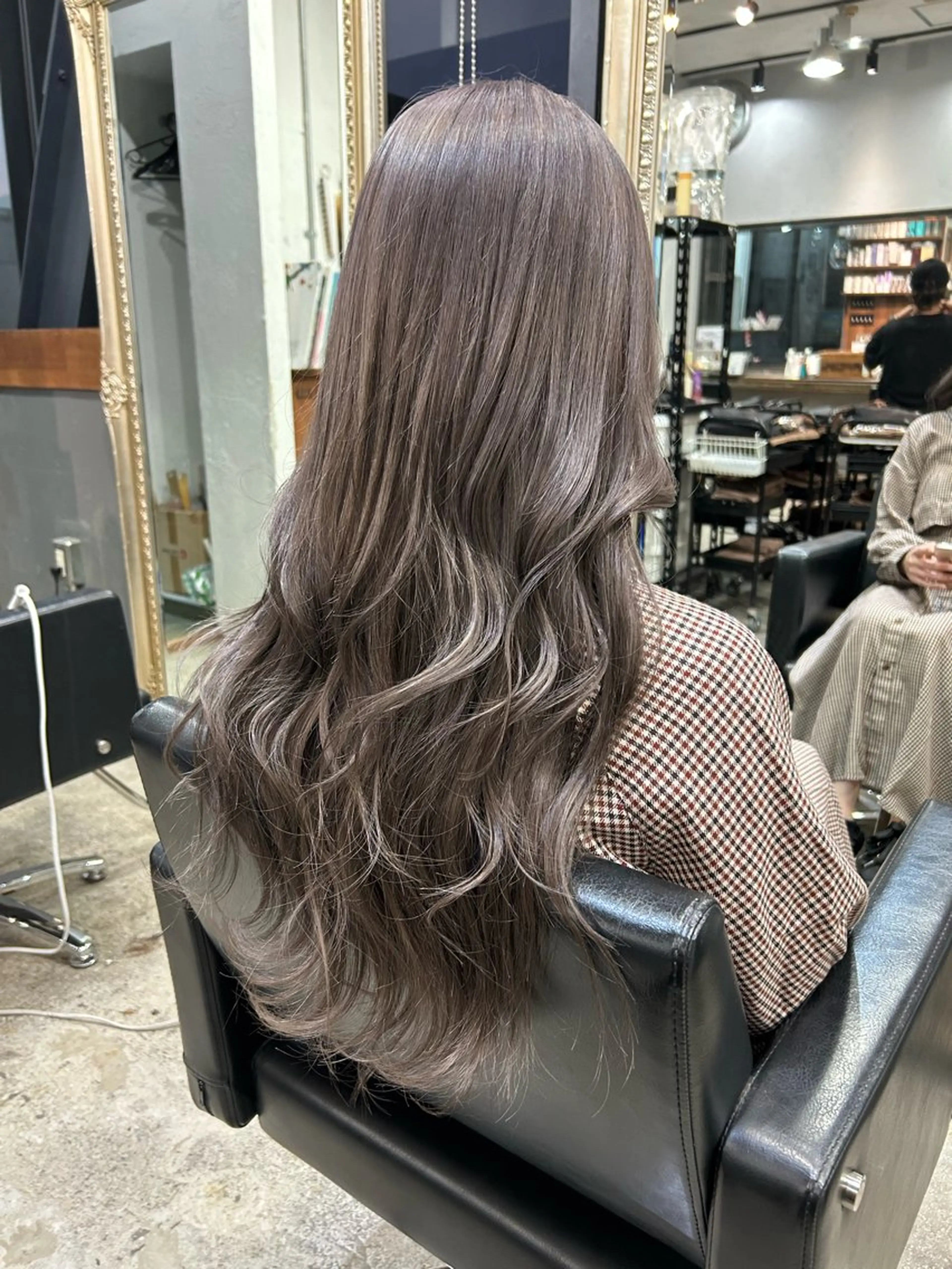 ロング アイスグレージュ SITY.天神大名【シティ】所属・🦋mamiya🦋 カットモデル募集のヘアスタイル